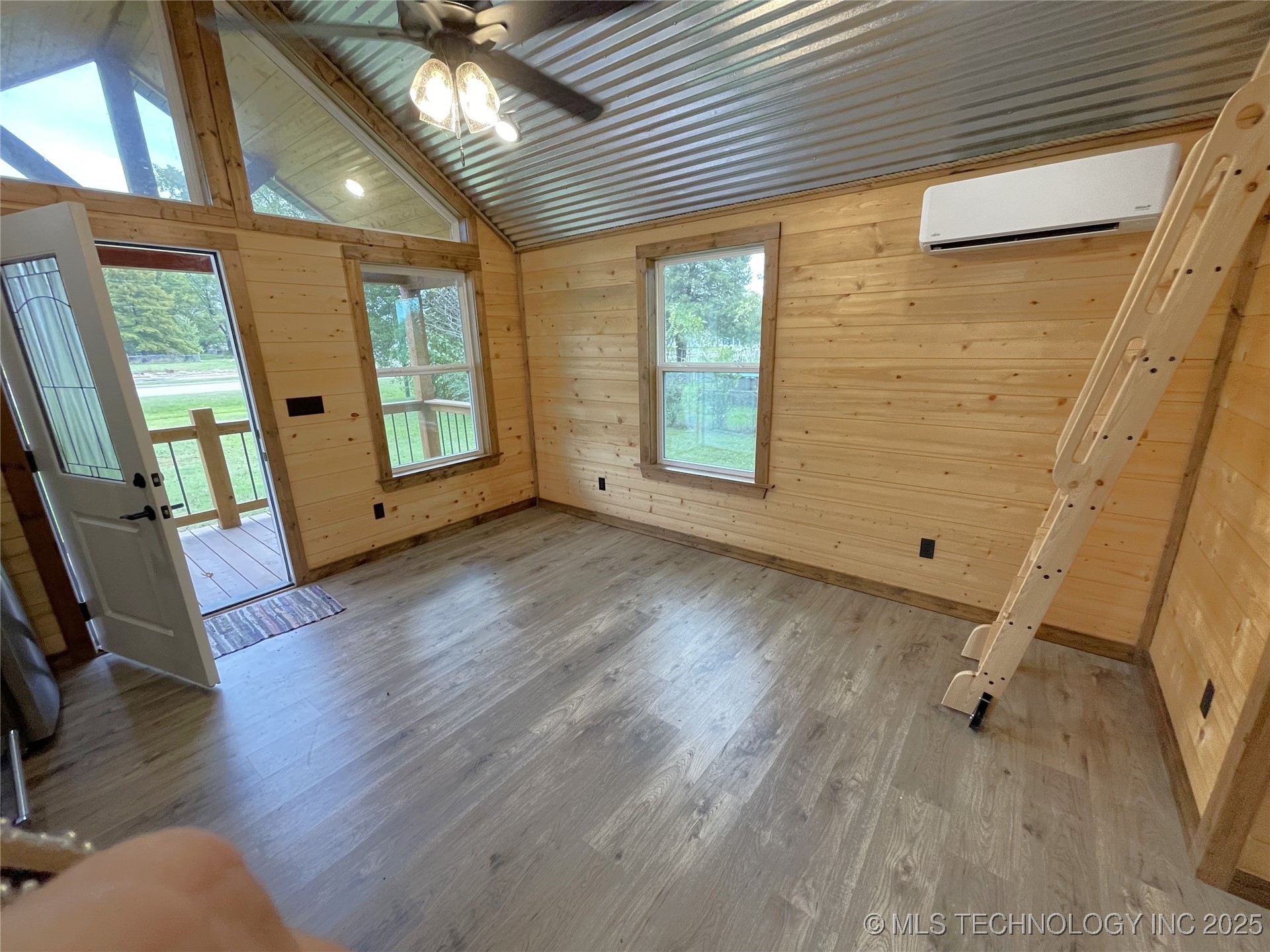 30115 Main Street Property Photo 15