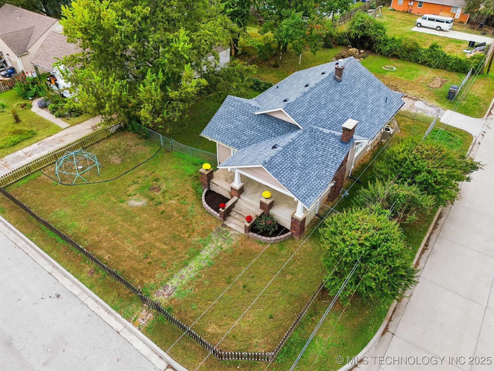 204 S Richmond Avenue Property Photo 29