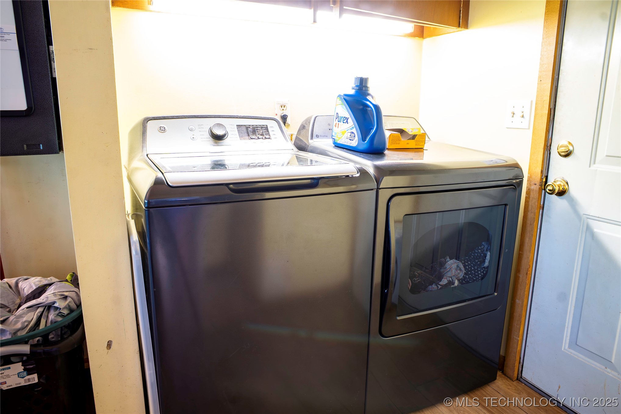 2544664 Property Photo 13