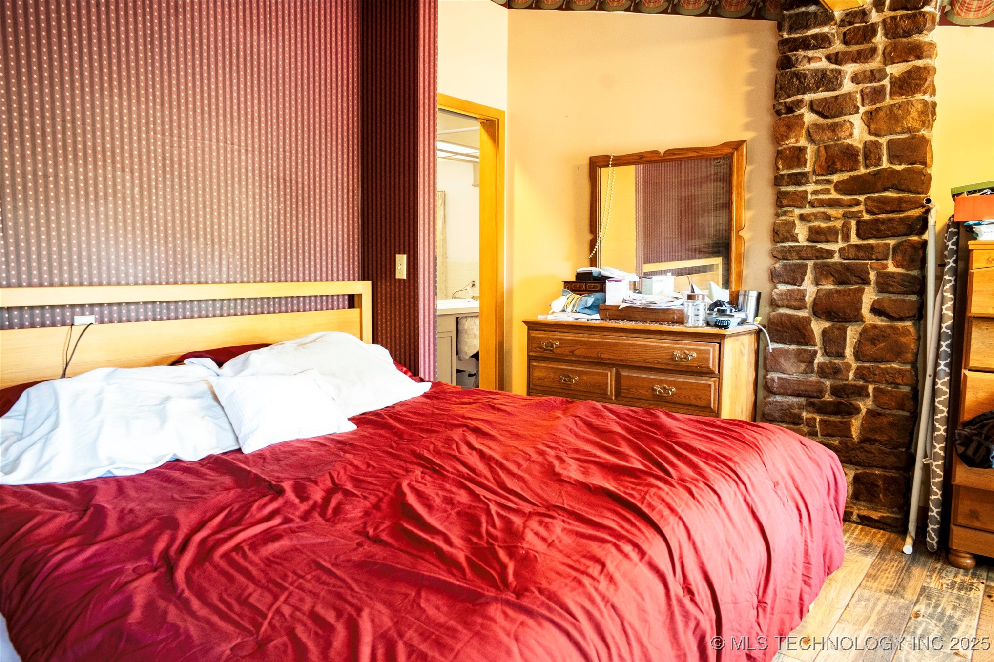 2544664 Property Photo 14