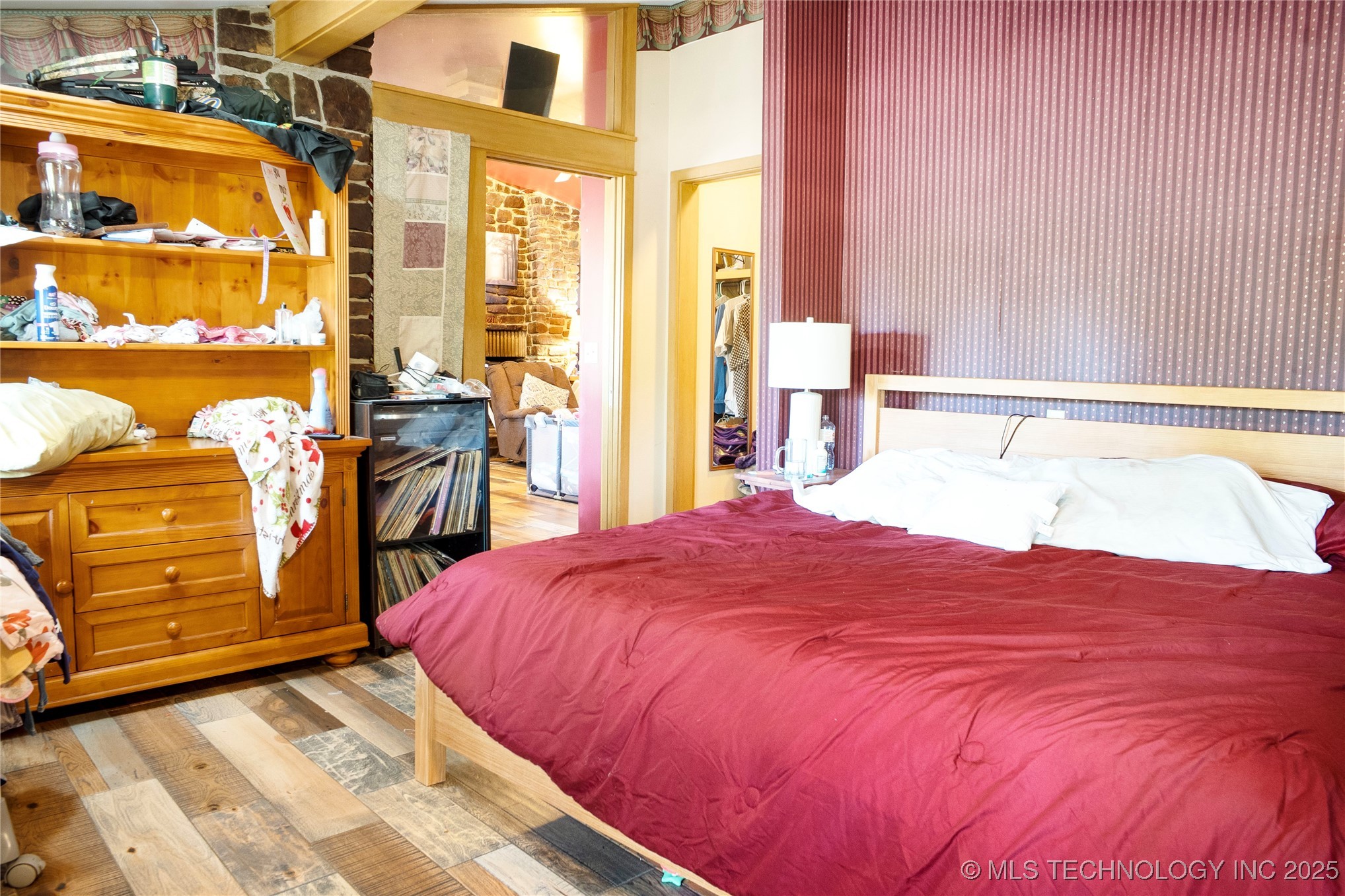 2544664 Property Photo 15