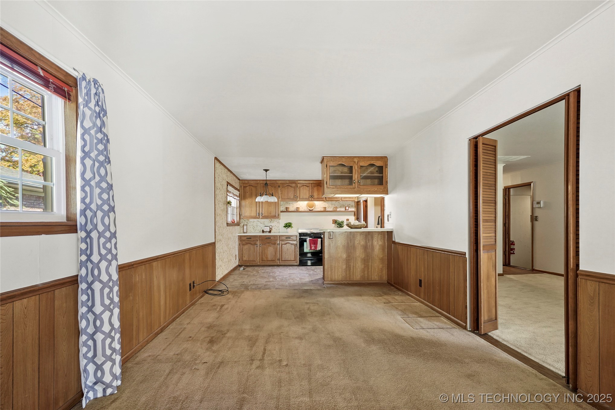 11465 E 4th Place Property Photo 8