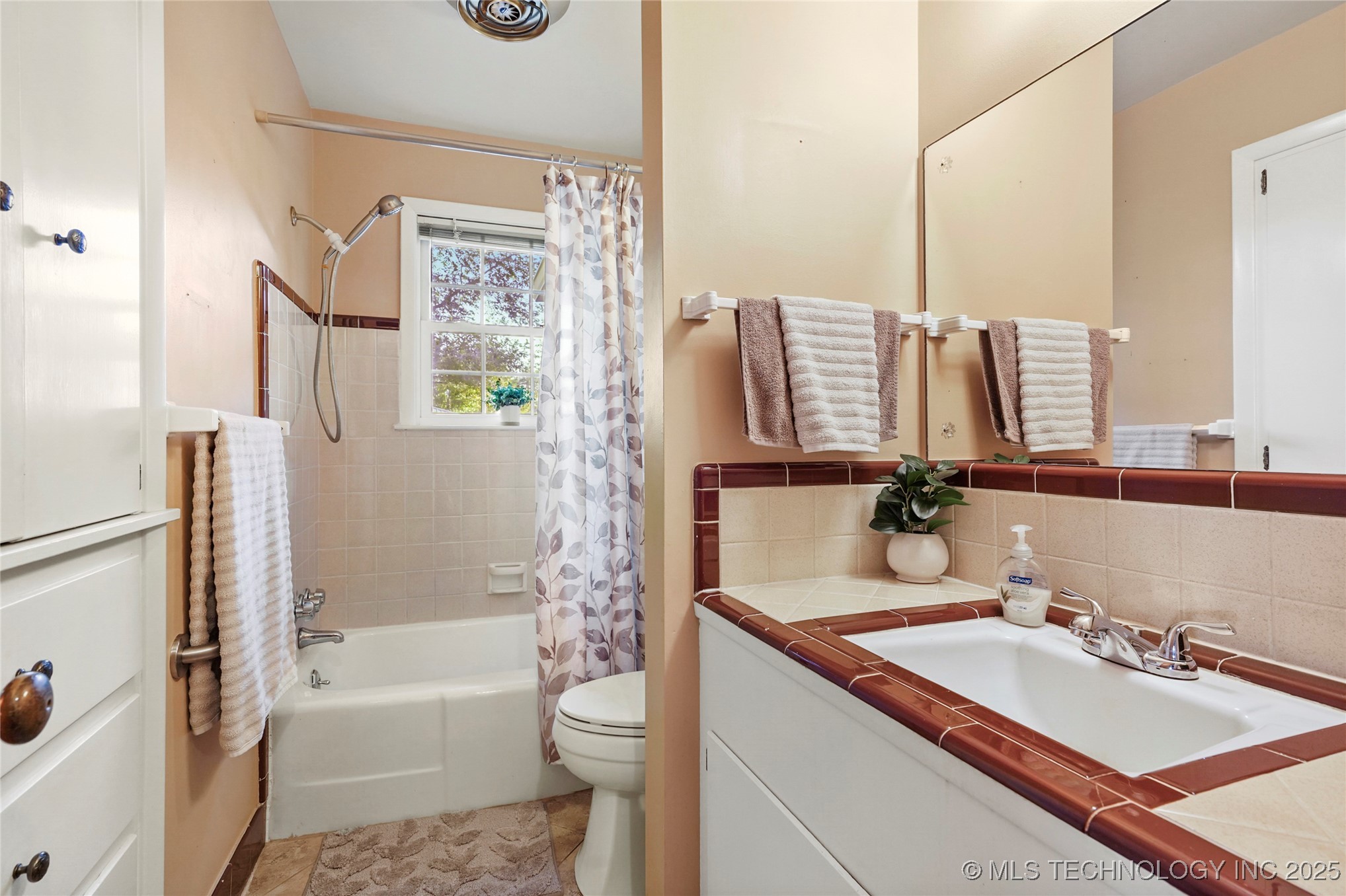 11465 E 4th Place Property Photo 19