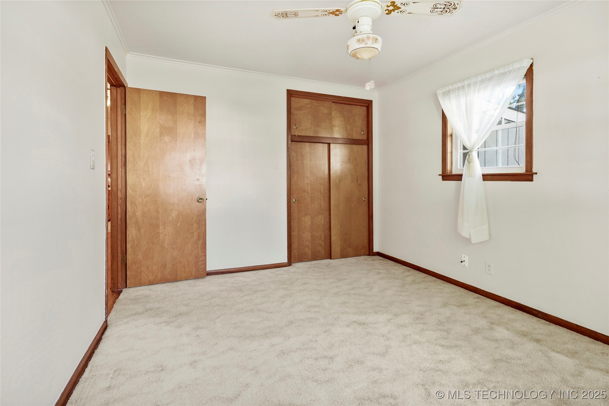 11465 E 4th Place Property Photo 21