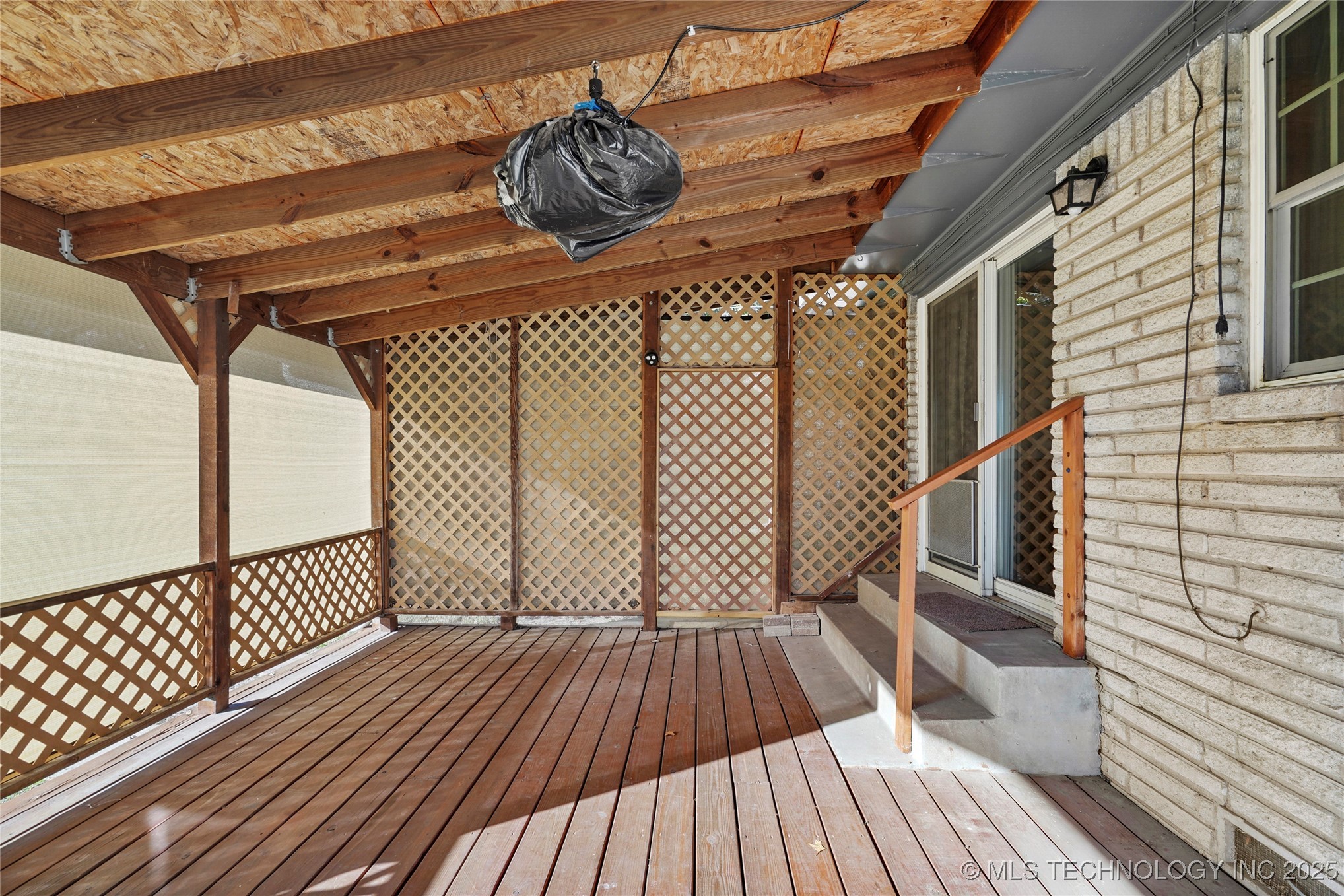 11465 E 4th Place Property Photo 24