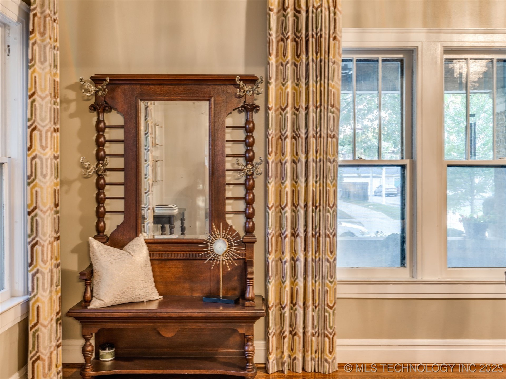 1225 S Owasso Avenue Property Photo 17