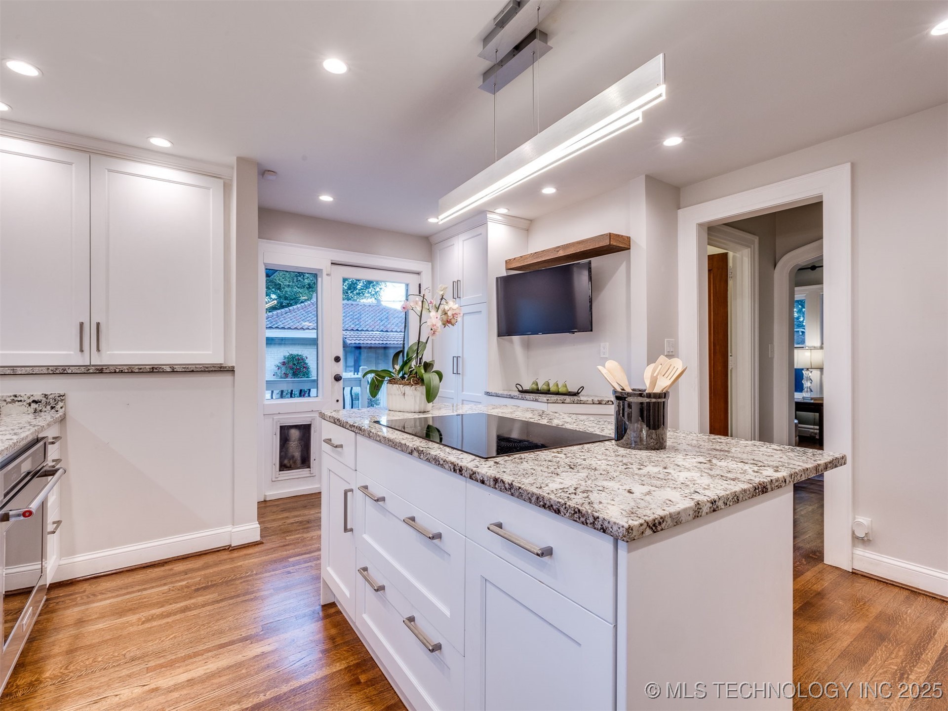 1225 S Owasso Avenue Property Photo 30