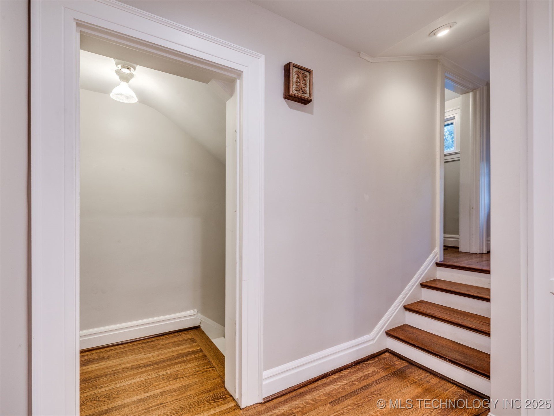 1225 S Owasso Avenue Property Photo 39