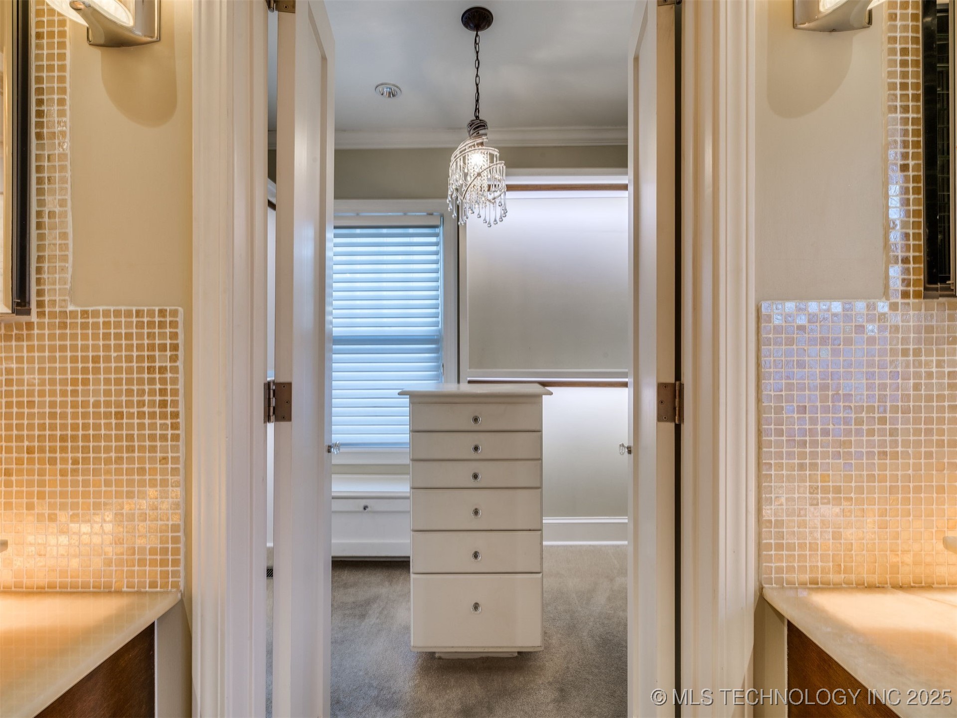 1225 S Owasso Avenue Property Photo 56