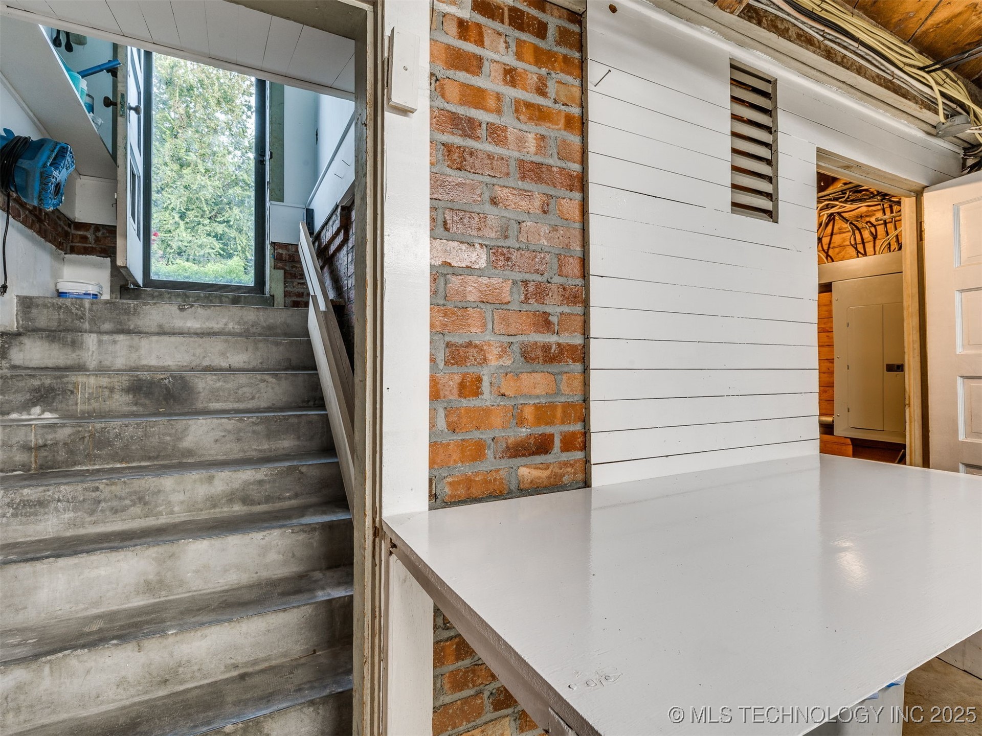 1225 S Owasso Avenue Property Photo 64