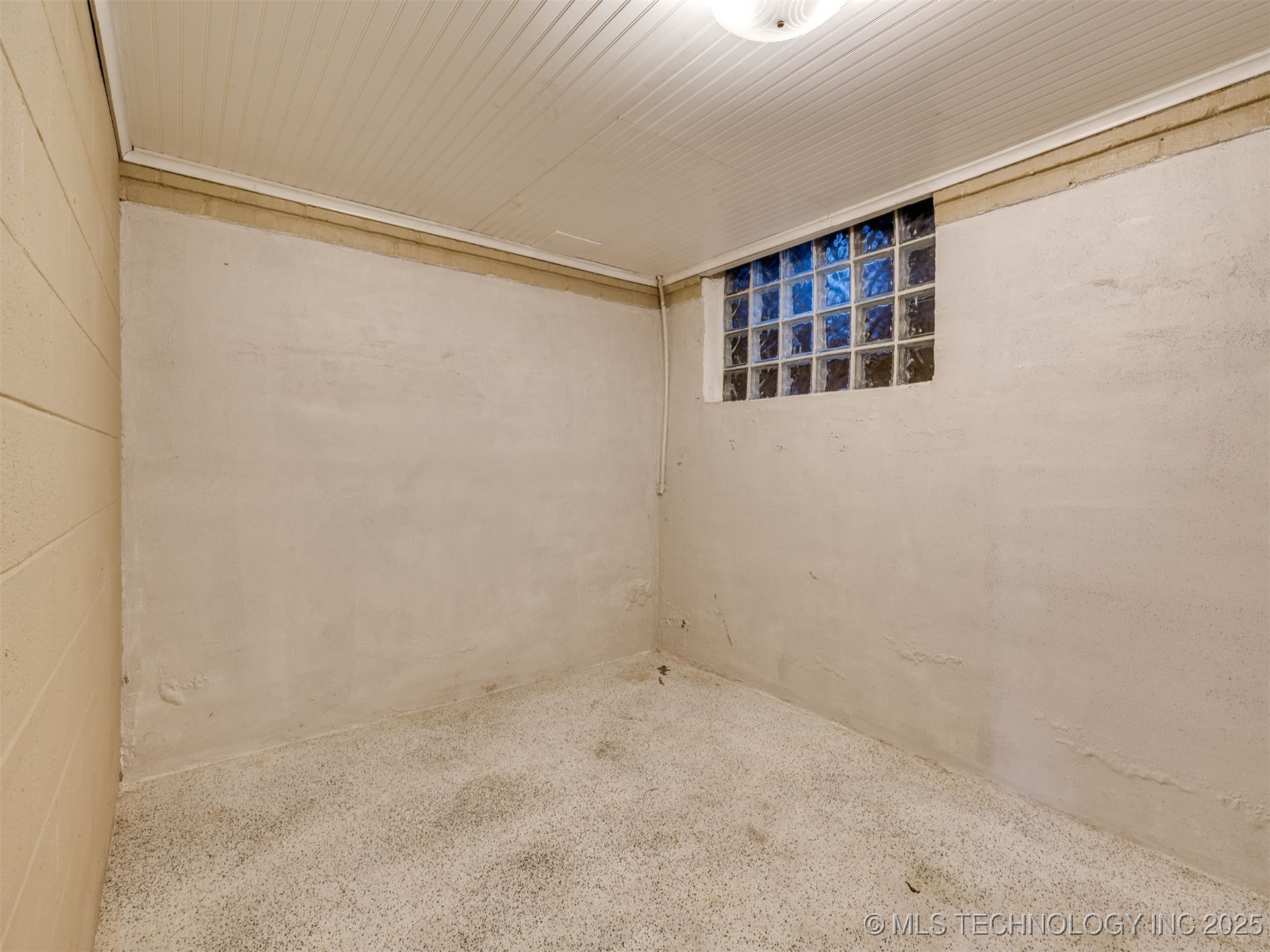 1225 S Owasso Avenue Property Photo 67