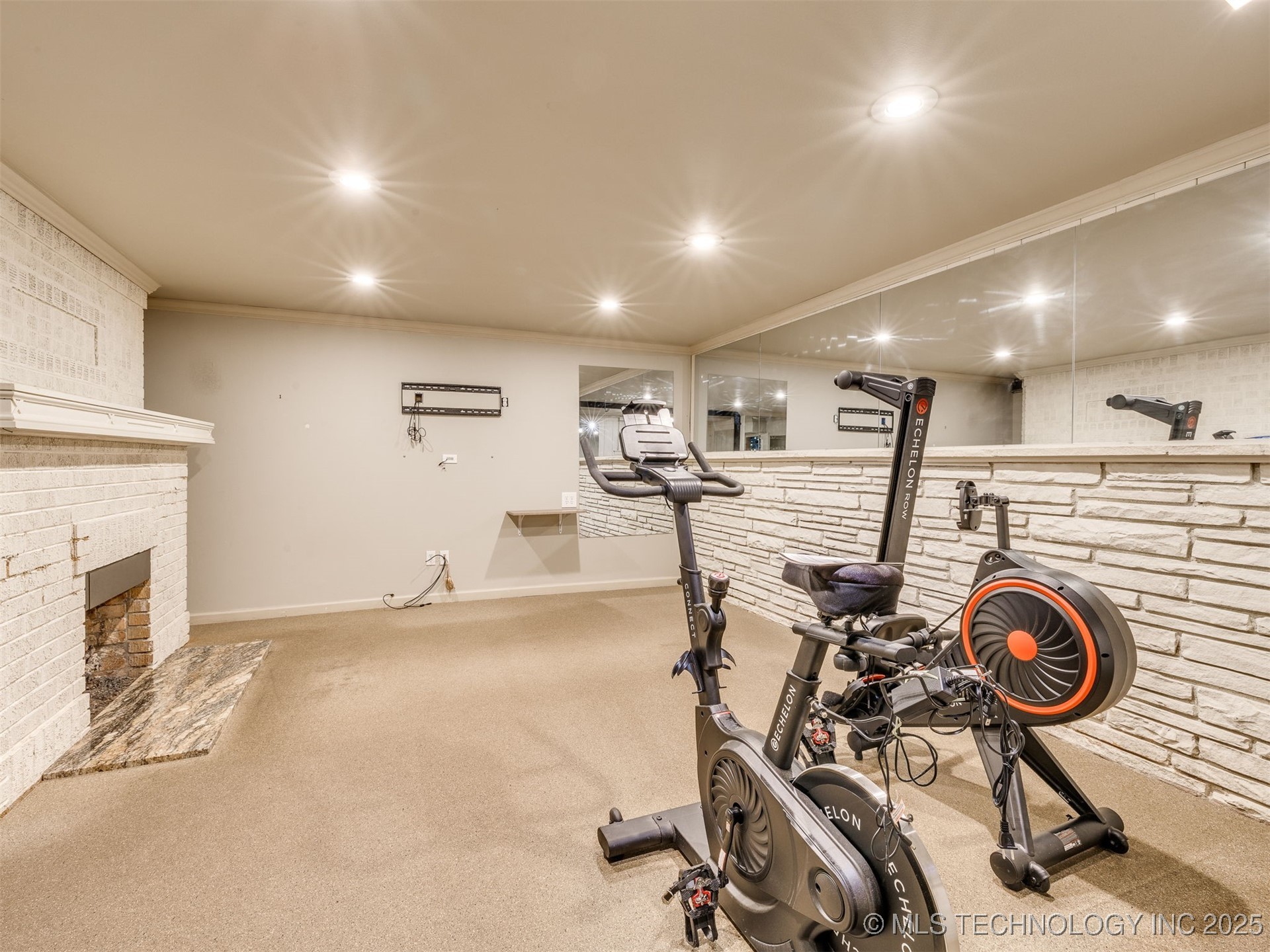 1225 S Owasso Avenue Property Photo 70