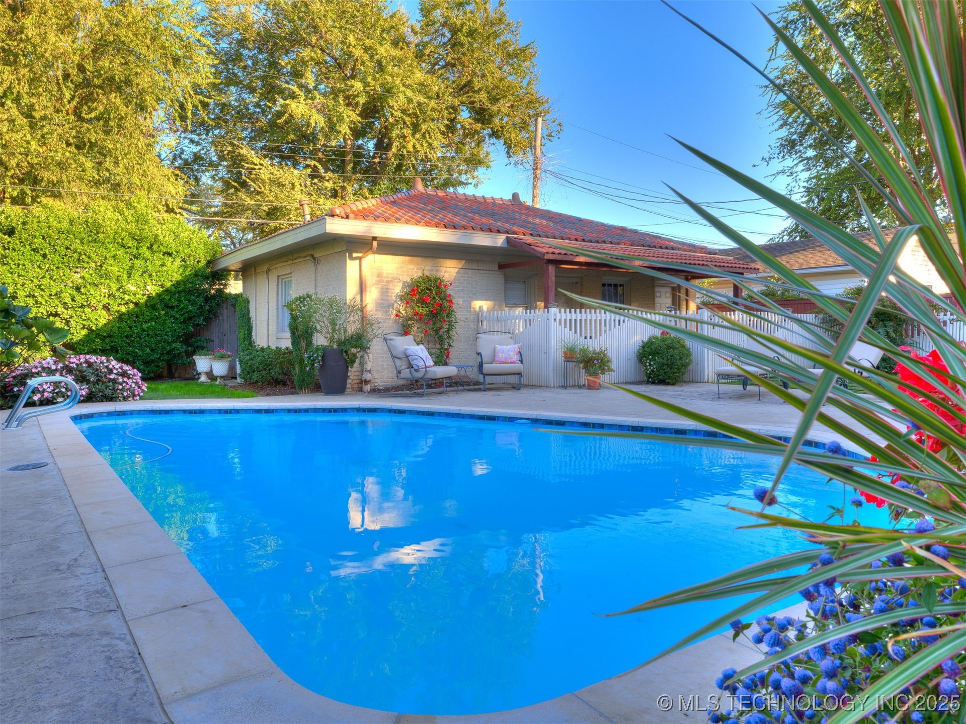 1225 S Owasso Avenue Property Photo 79