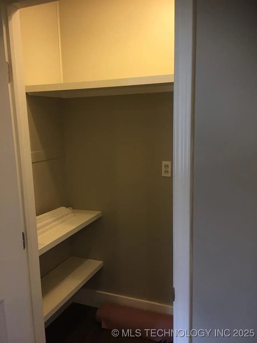 1225 S Owasso Avenue Property Photo 94