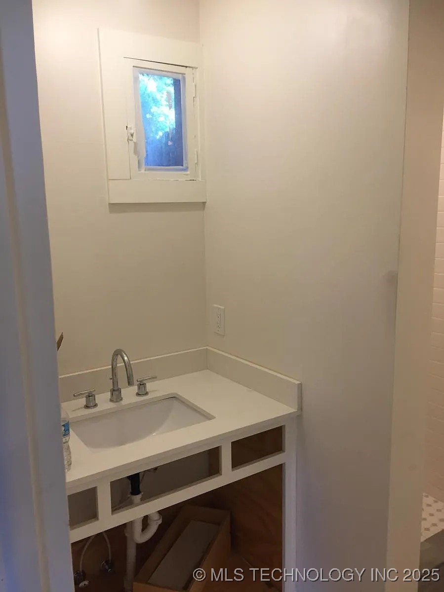 1225 S Owasso Avenue Property Photo 96