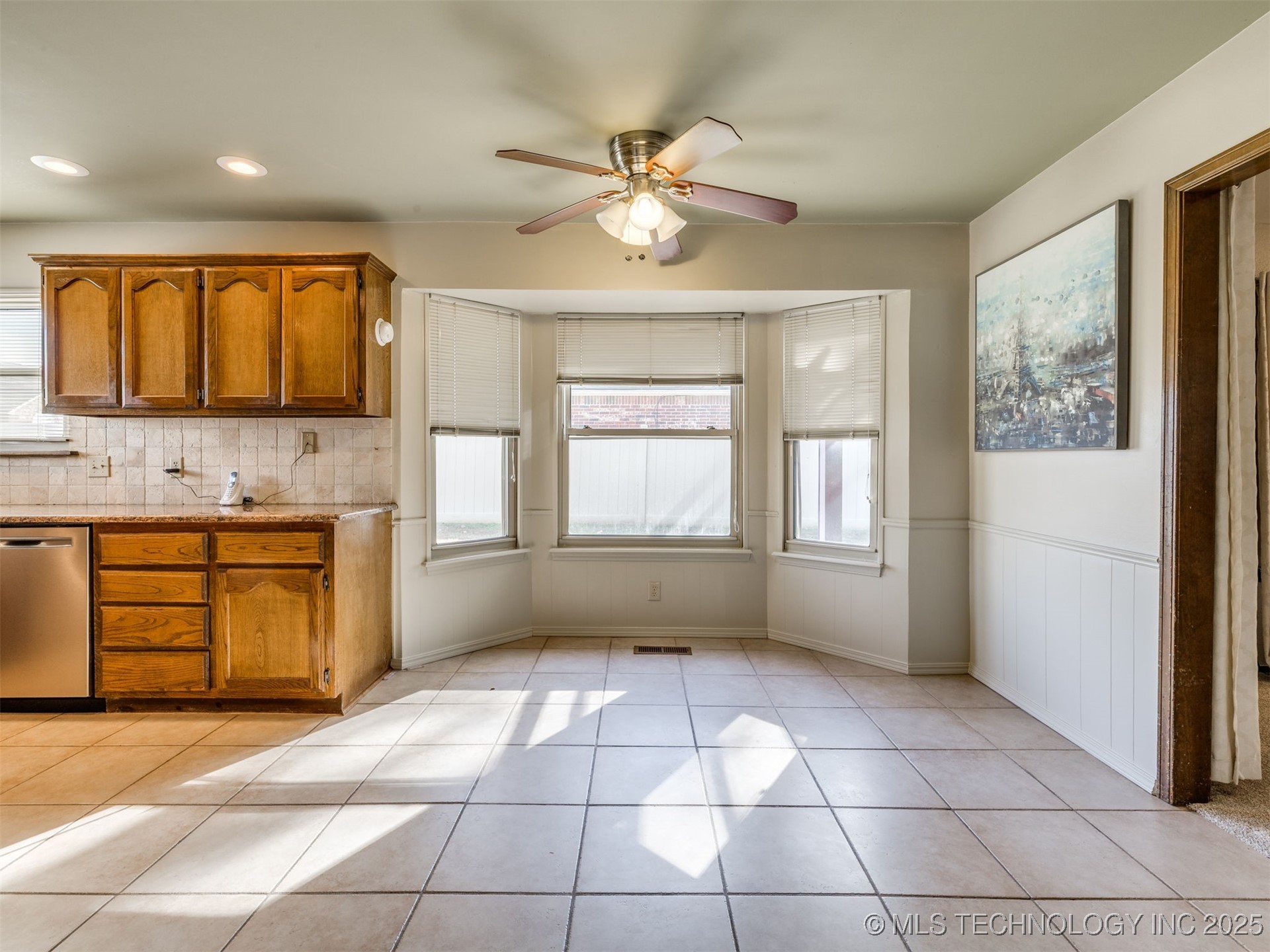 3405 E Louisville Street Property Photo 10