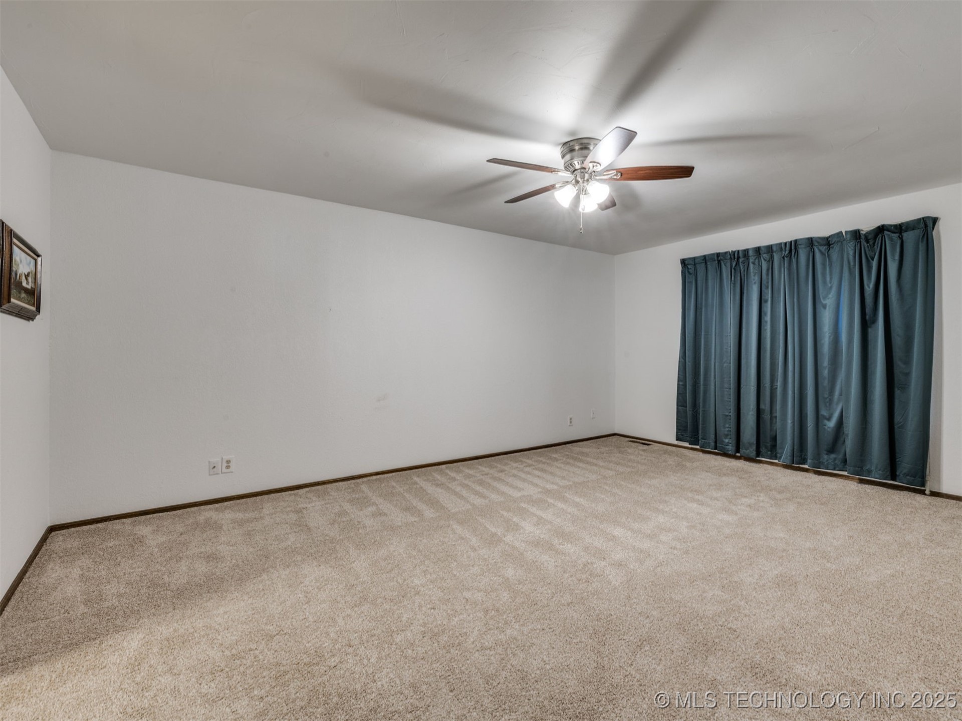 3405 E Louisville Street Property Photo 14