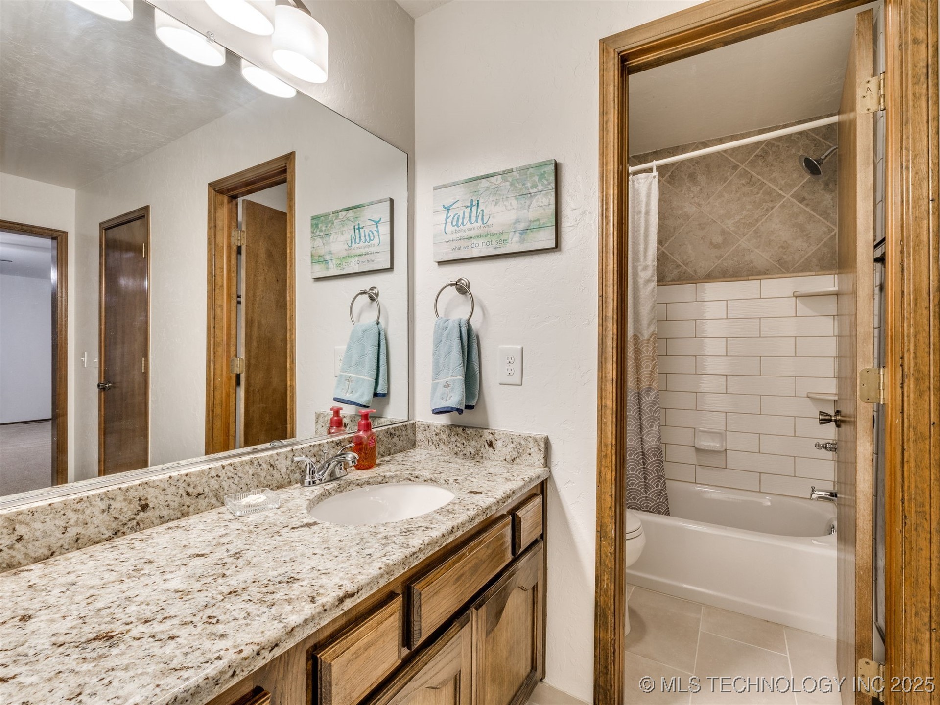 3405 E Louisville Street Property Photo 17