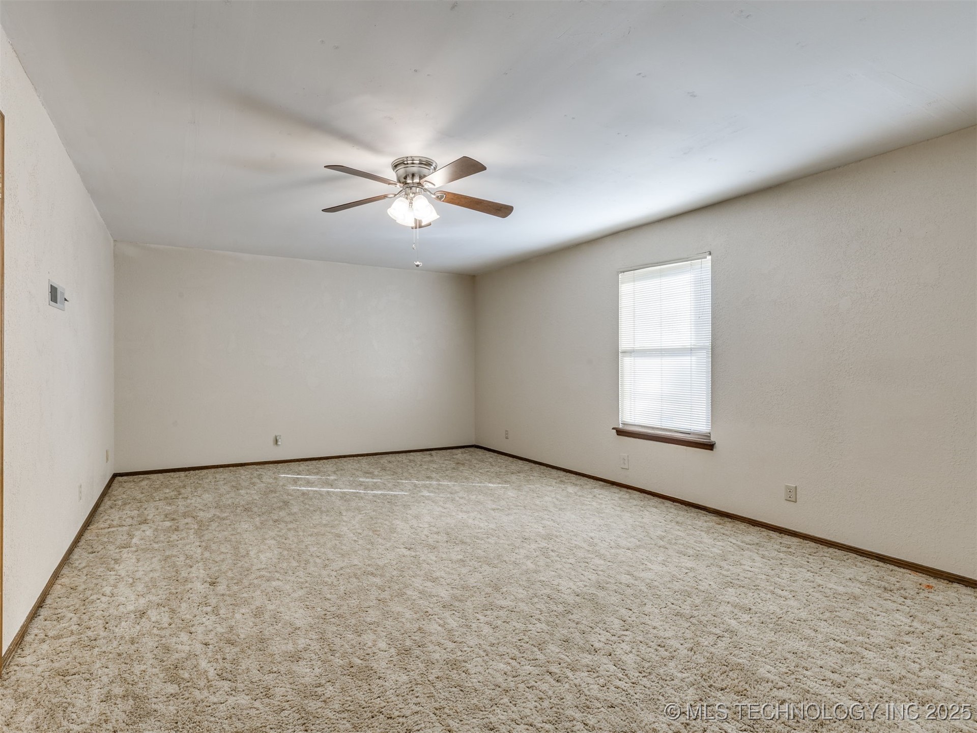 3405 E Louisville Street Property Photo 29