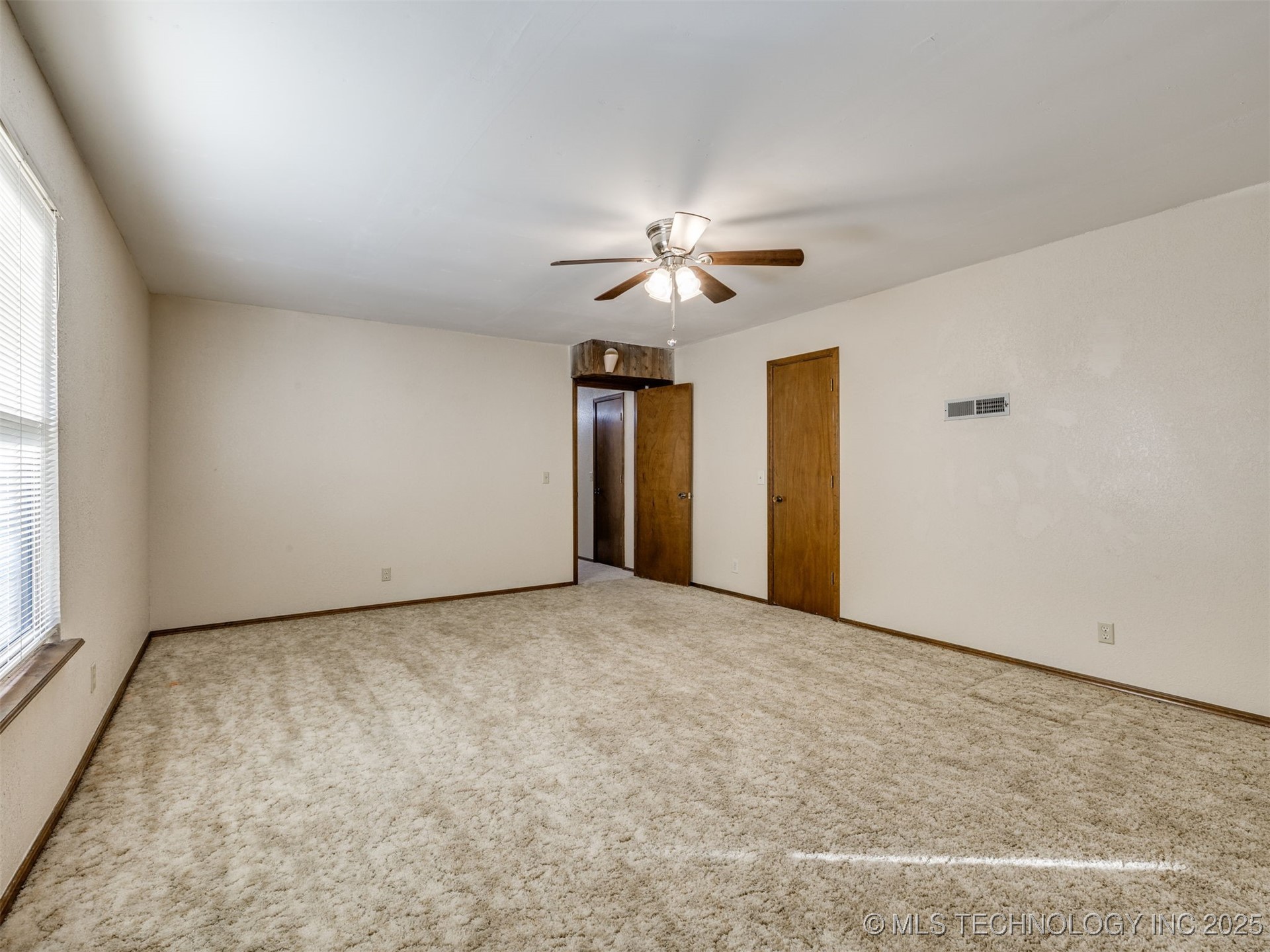 3405 E Louisville Street Property Photo 30