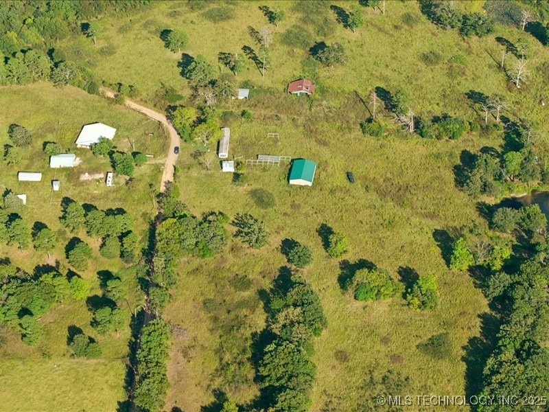 474825 E 771 Road Property Photo 25