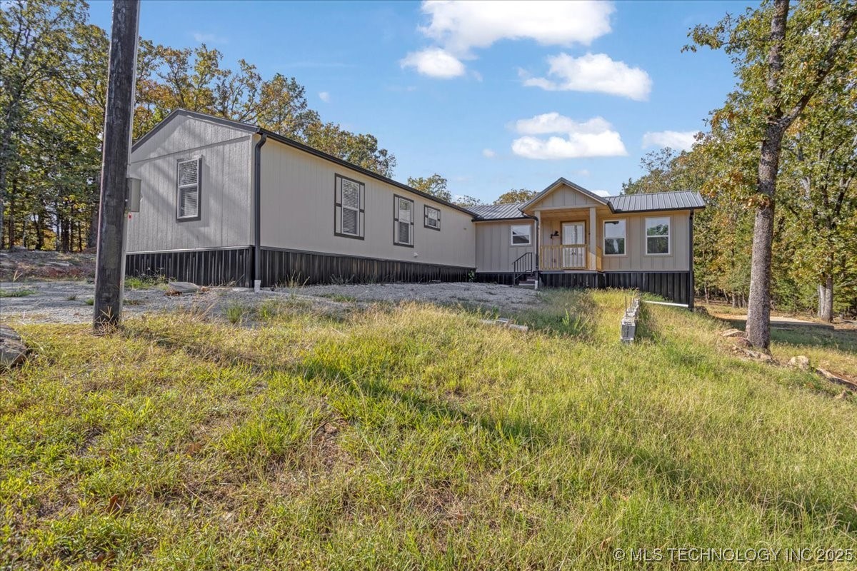 187475 N 4138 Property Photo 9