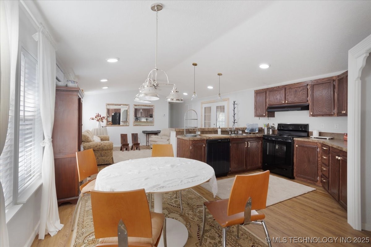 187475 N 4138 Property Photo 26