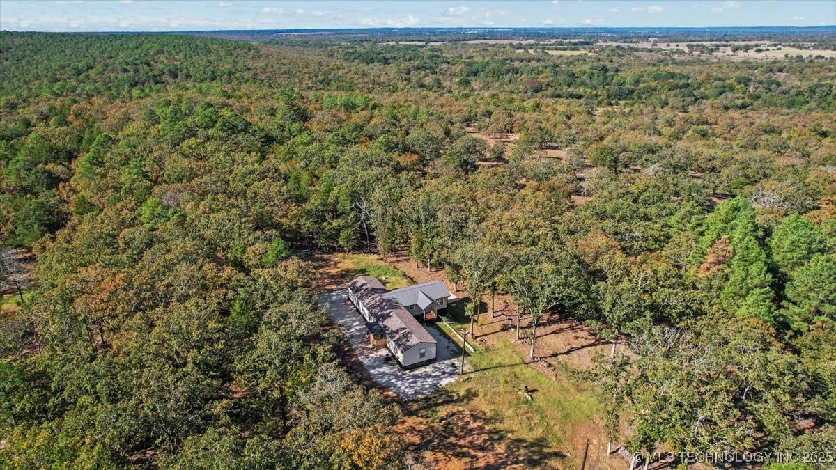 187475 N 4138 Property Photo 46