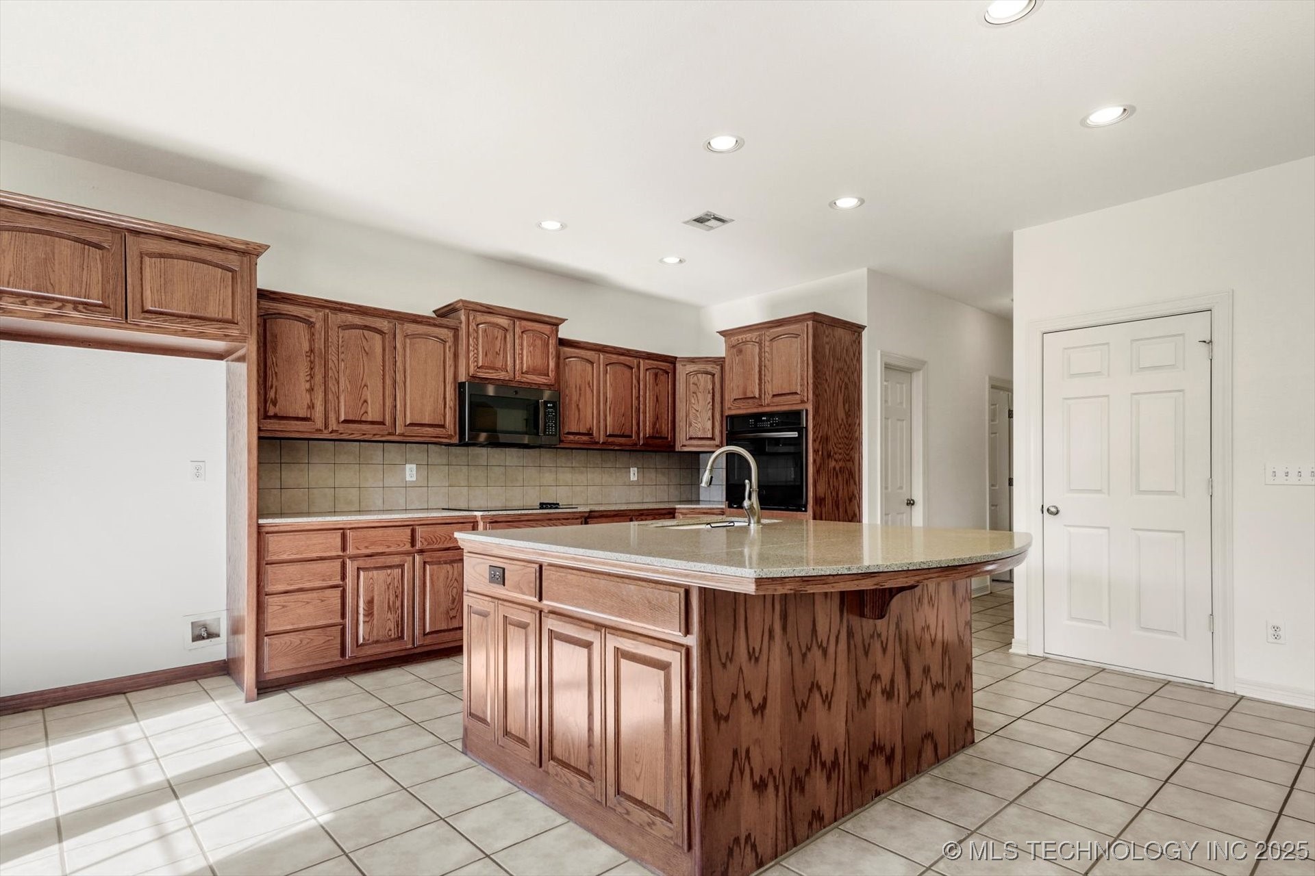 9632 E 118th Place S Property Photo 18