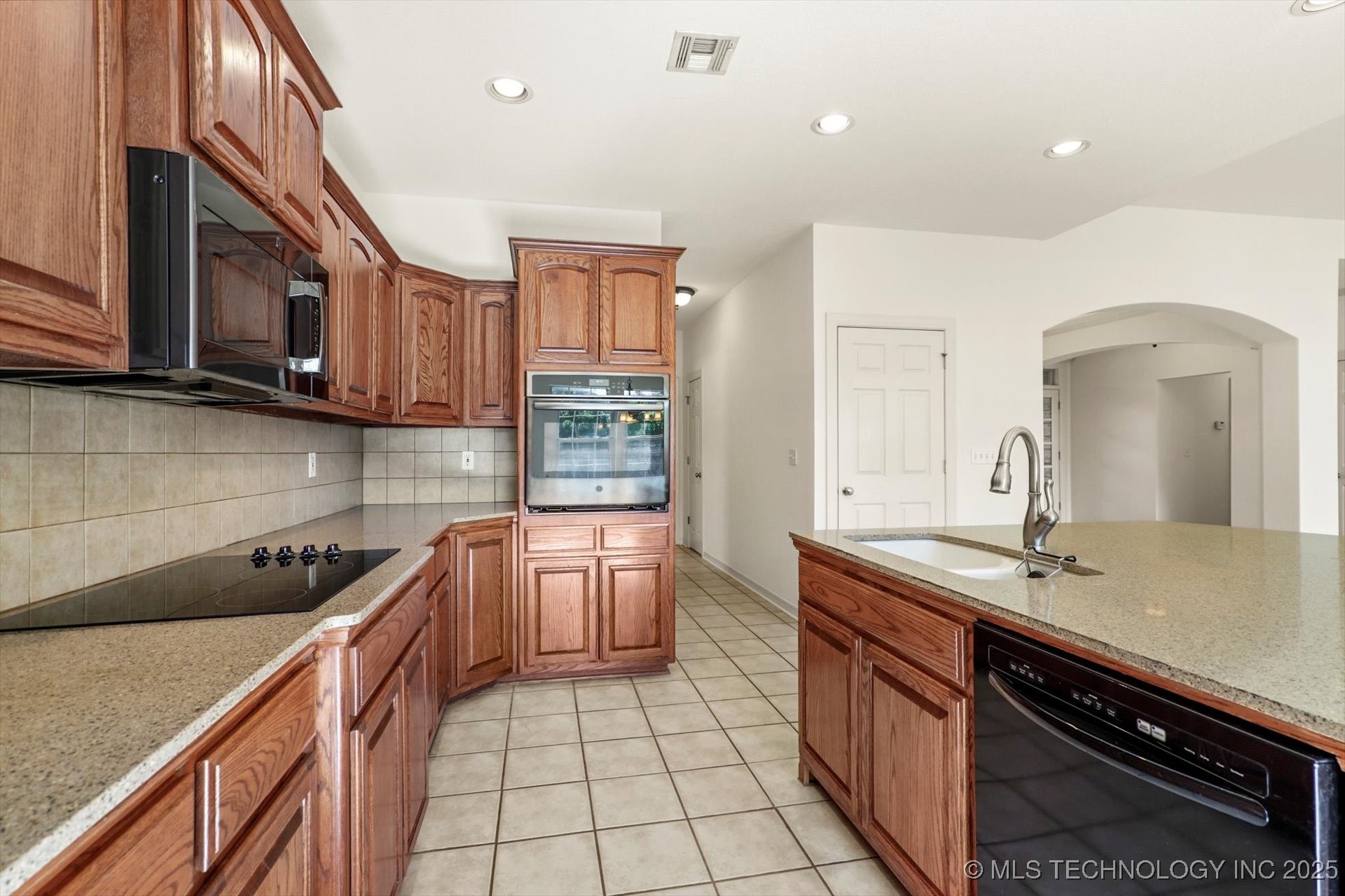 9632 E 118th Place S Property Photo 20