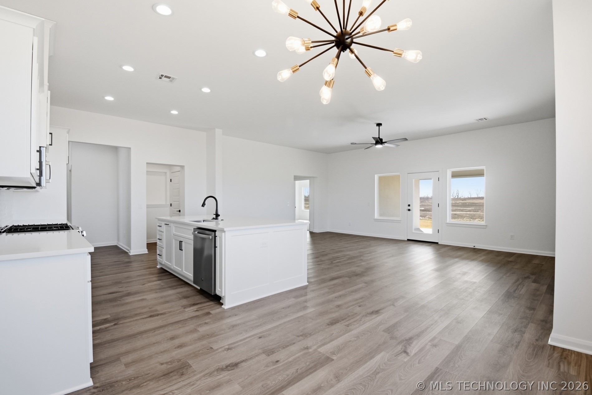 10316 E 132nd Street S Property Photo 5