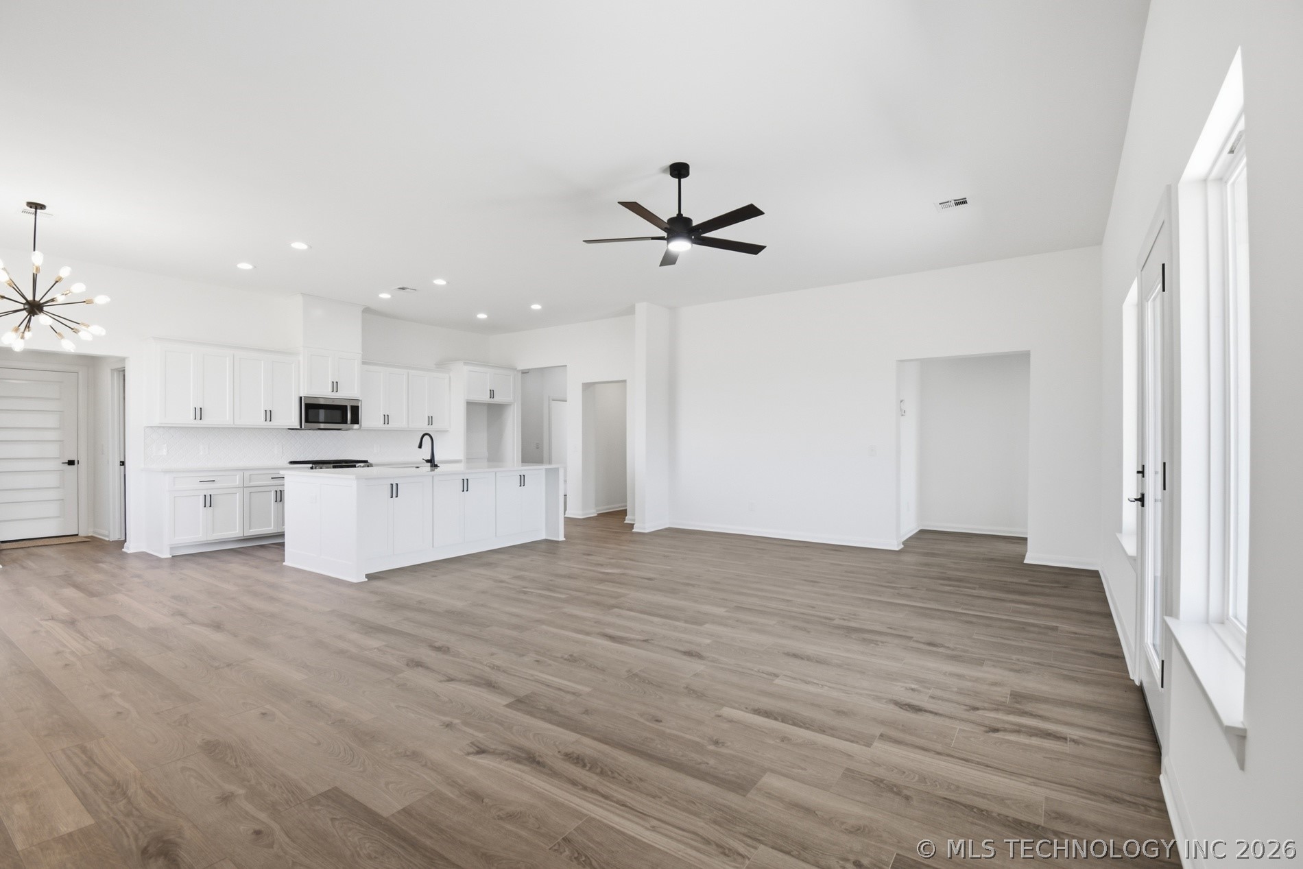 10316 E 132nd Street S Property Photo 6