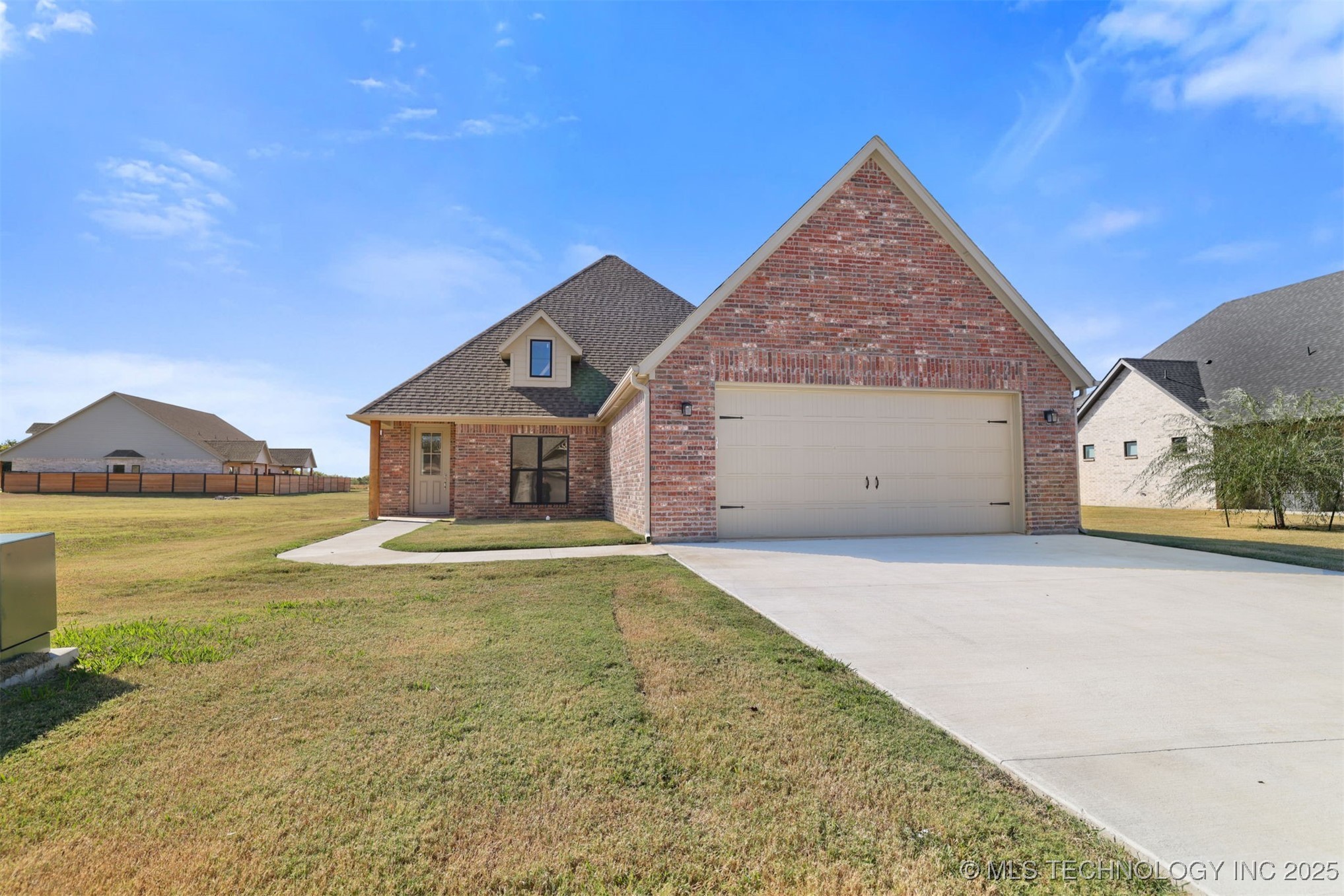 849 Beretta Boulevard Property Photo 3