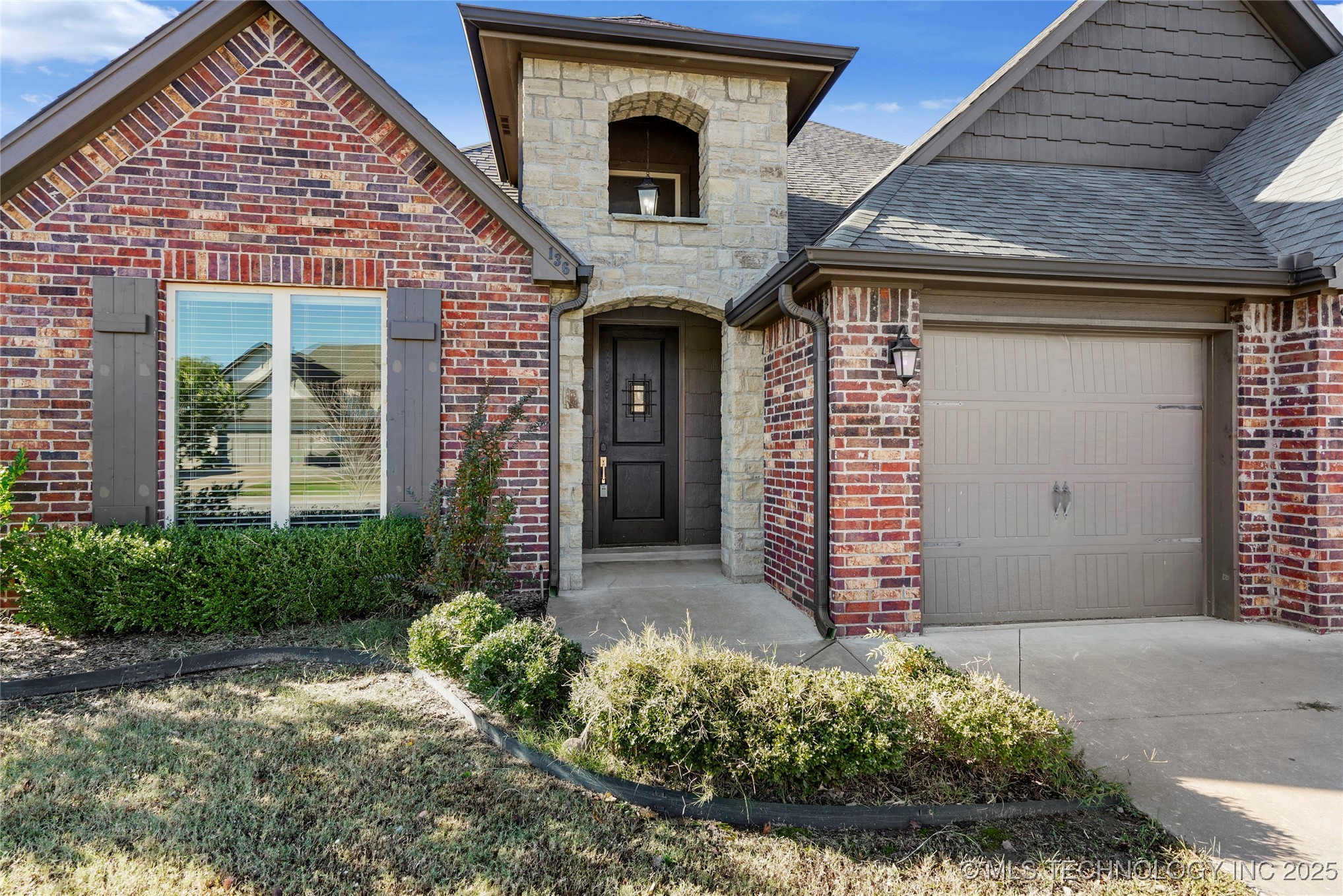 136 E 128th Place S Property Photo 4