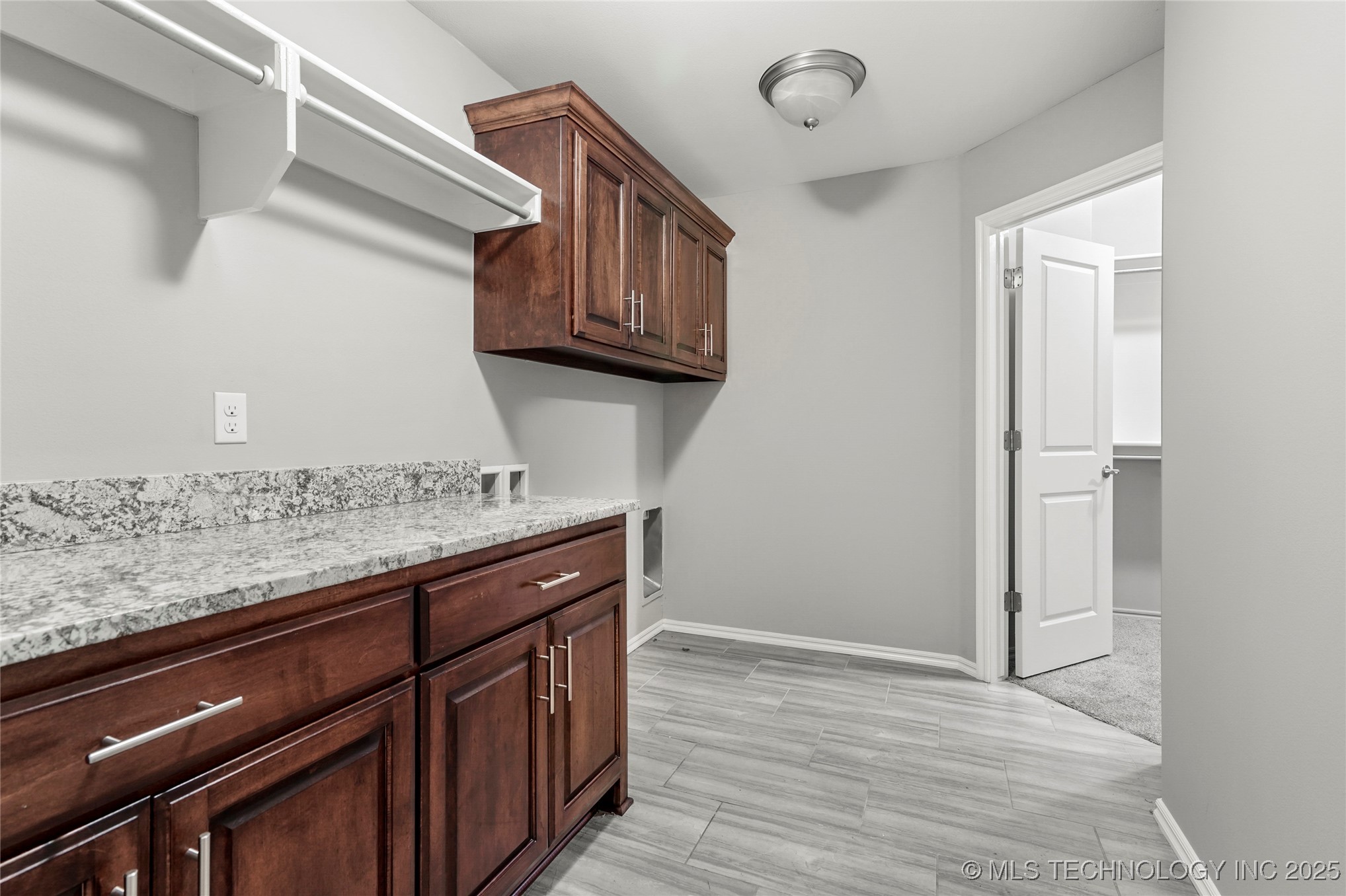 136 E 128th Place S Property Photo 29