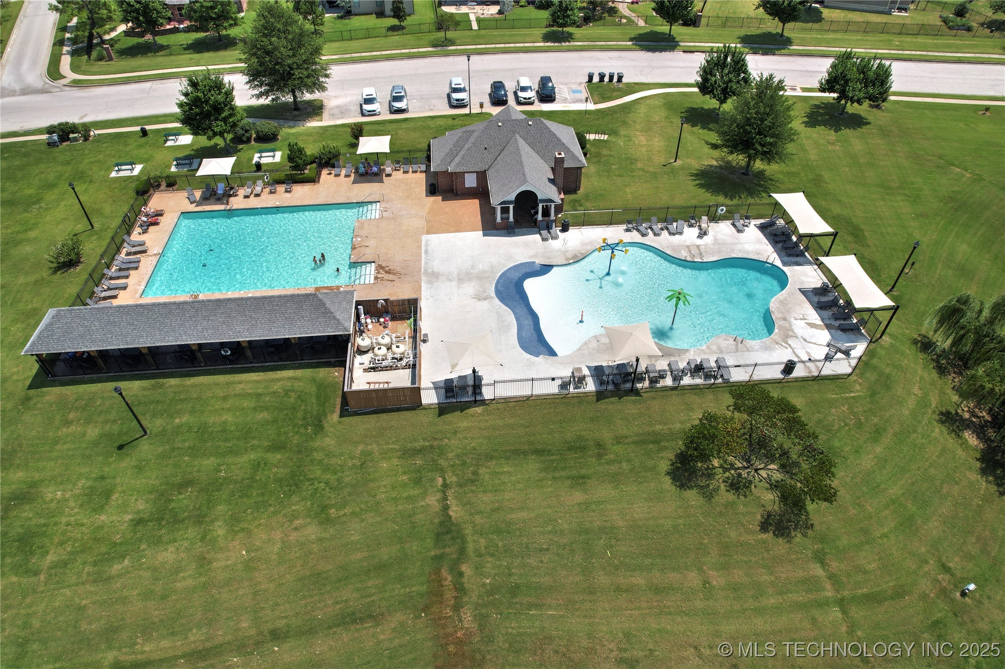 136 E 128th Place S Property Photo 47