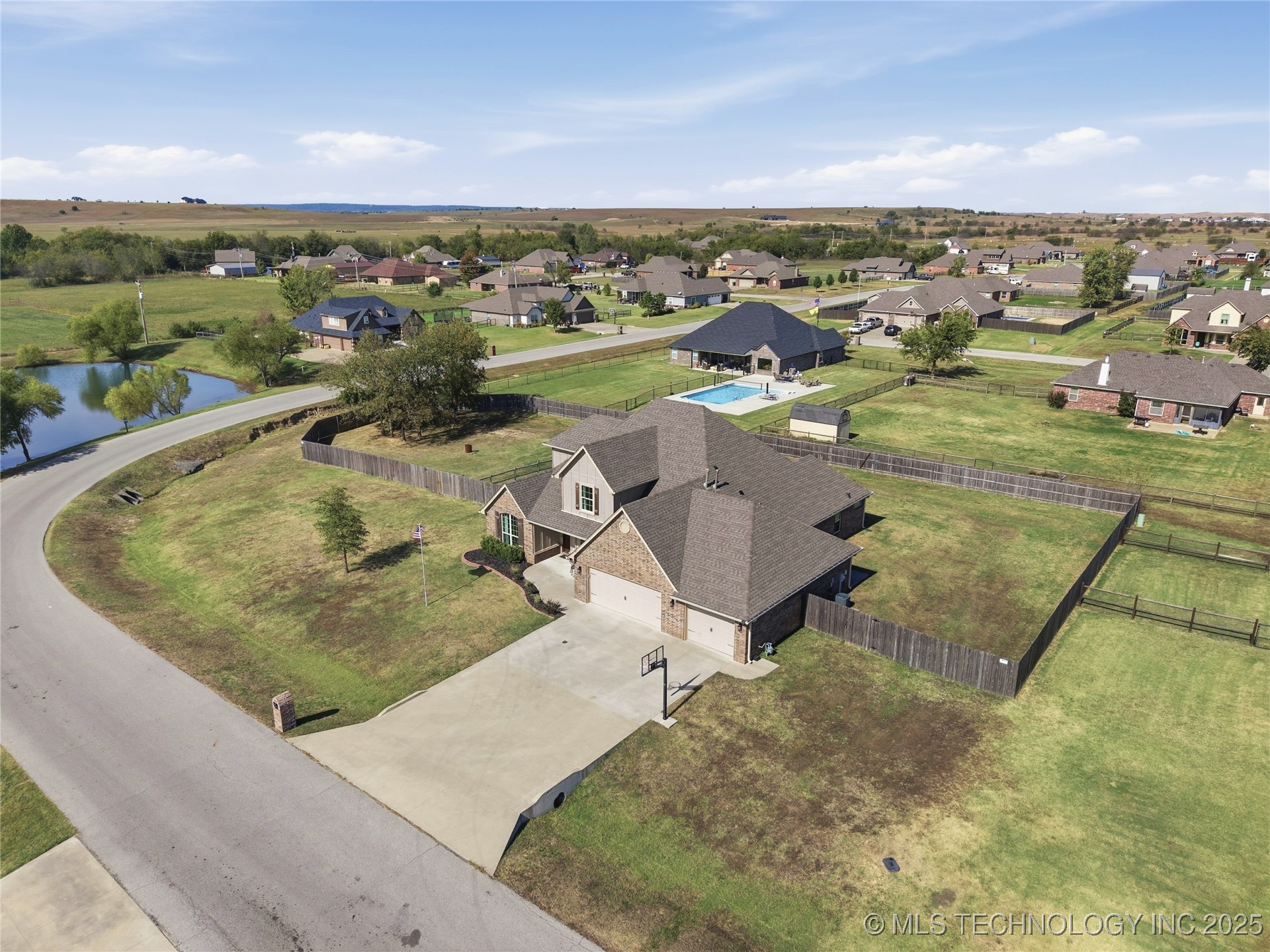 4011 E 127th Street North Property Photo 3