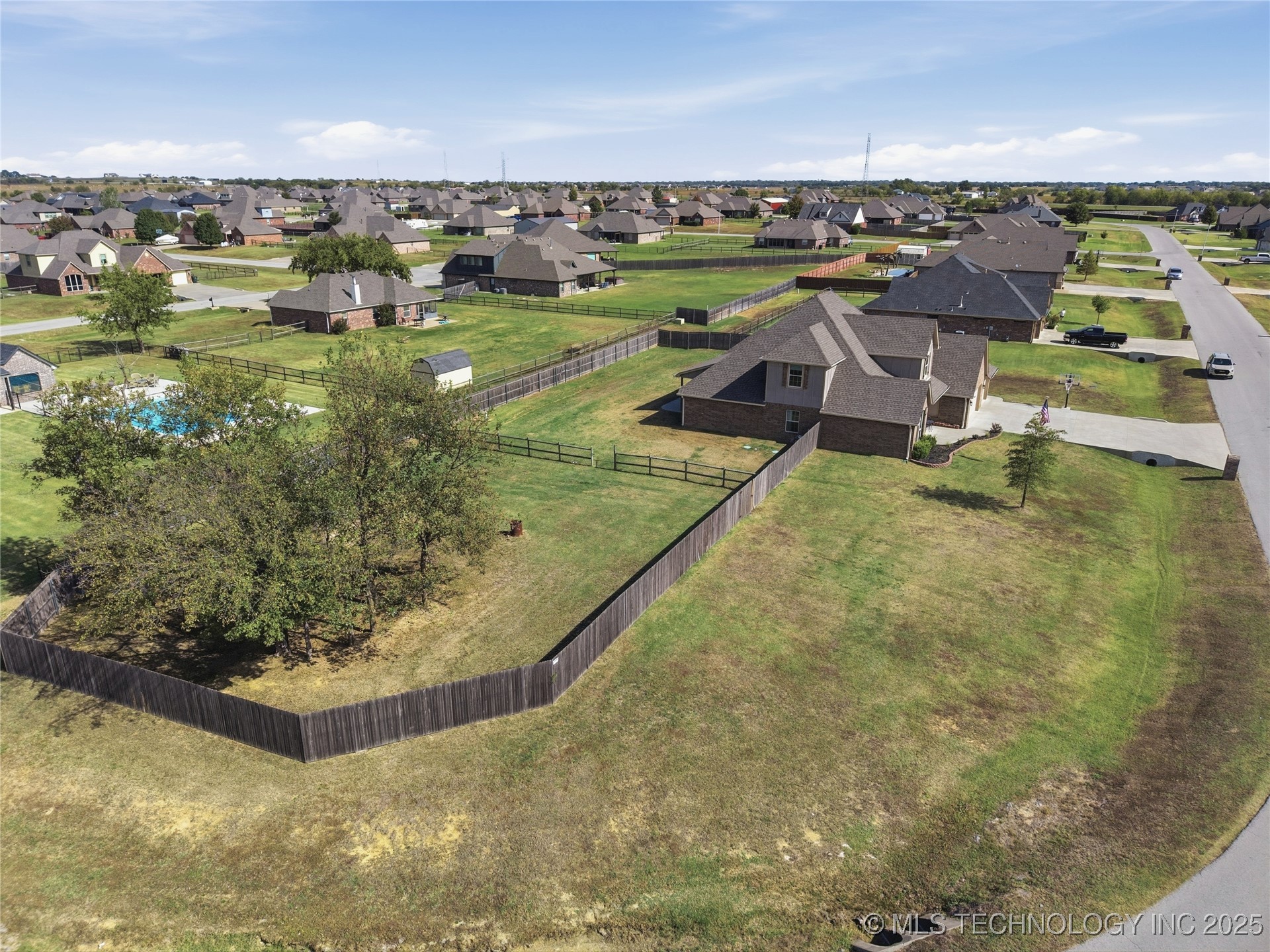 4011 E 127th Street North Property Photo 4