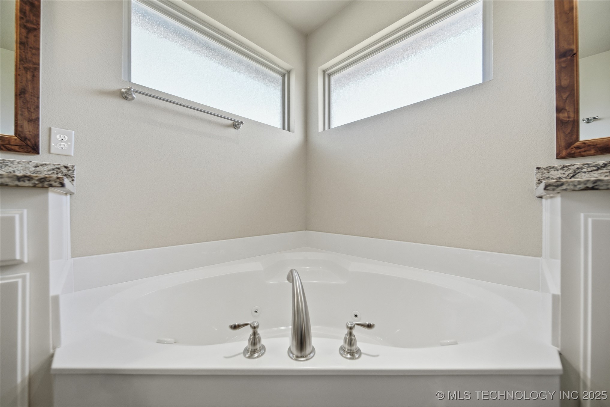 4011 E 127th Street North Property Photo 22