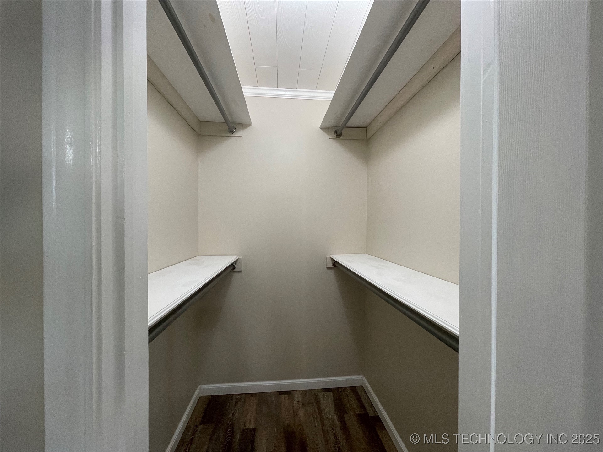 422 N Forest Street Property Photo 13