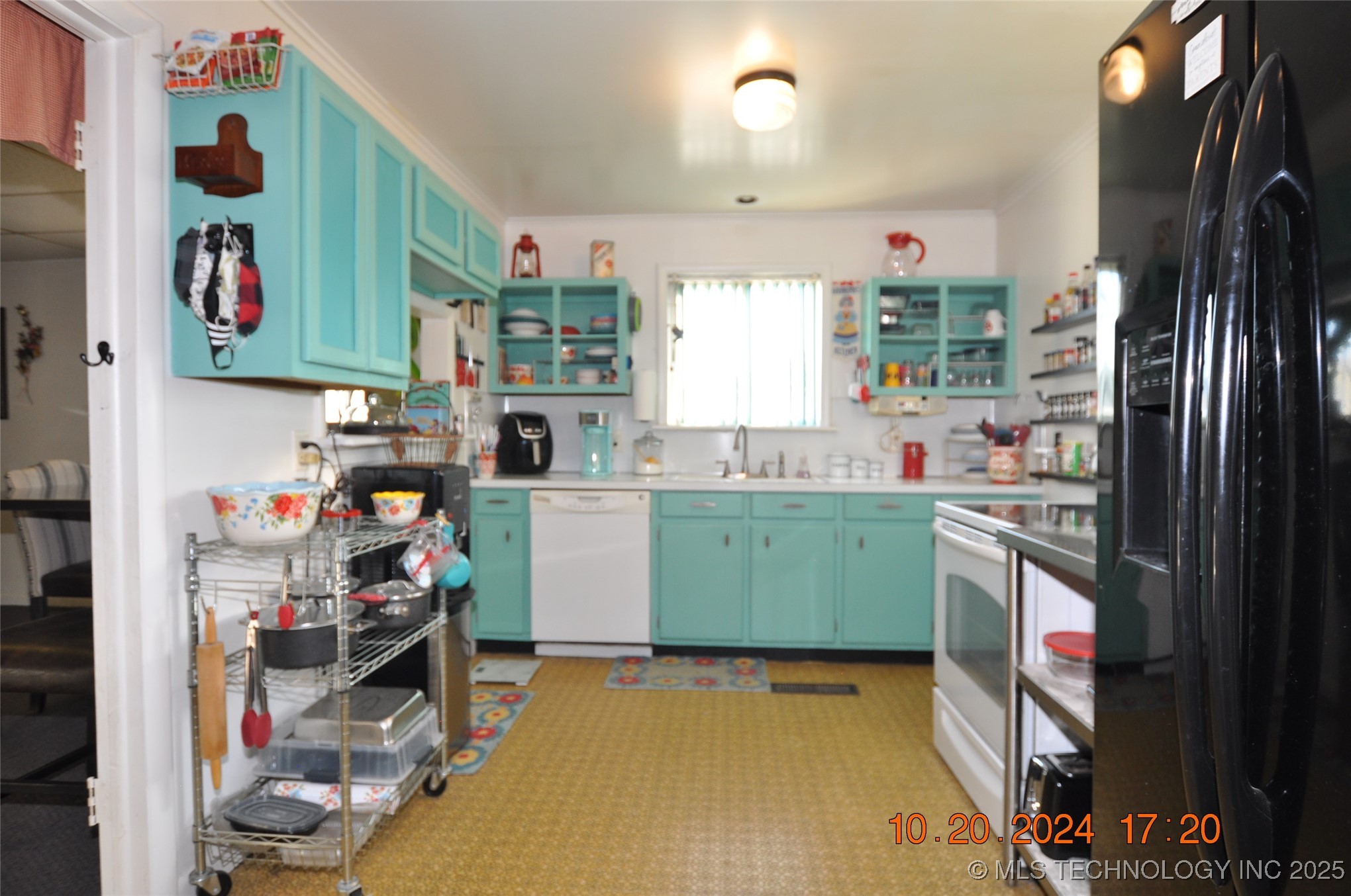 15890 E Pine Street Property Photo 18