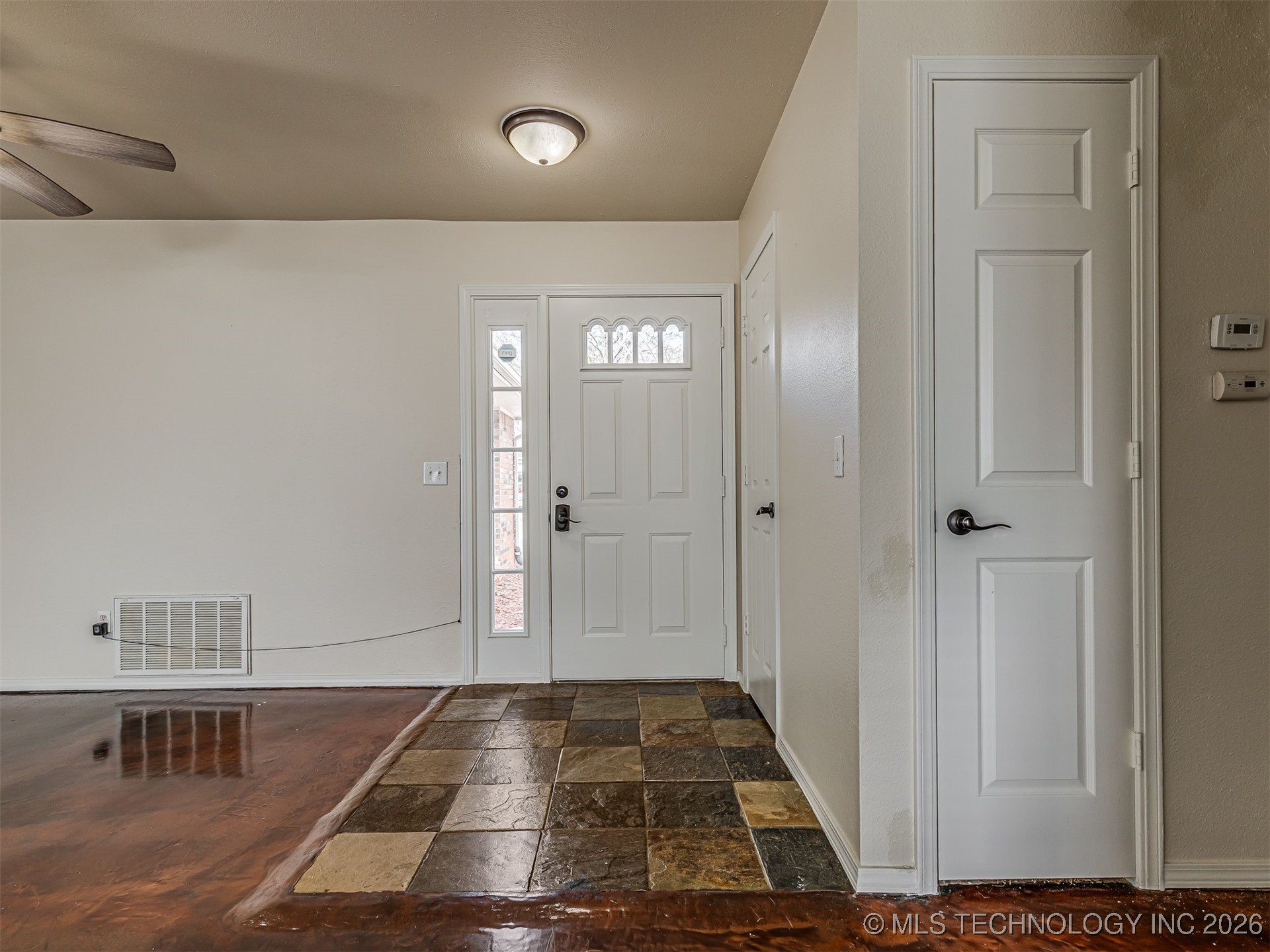 1817 W Inglewood Street Property Photo 3