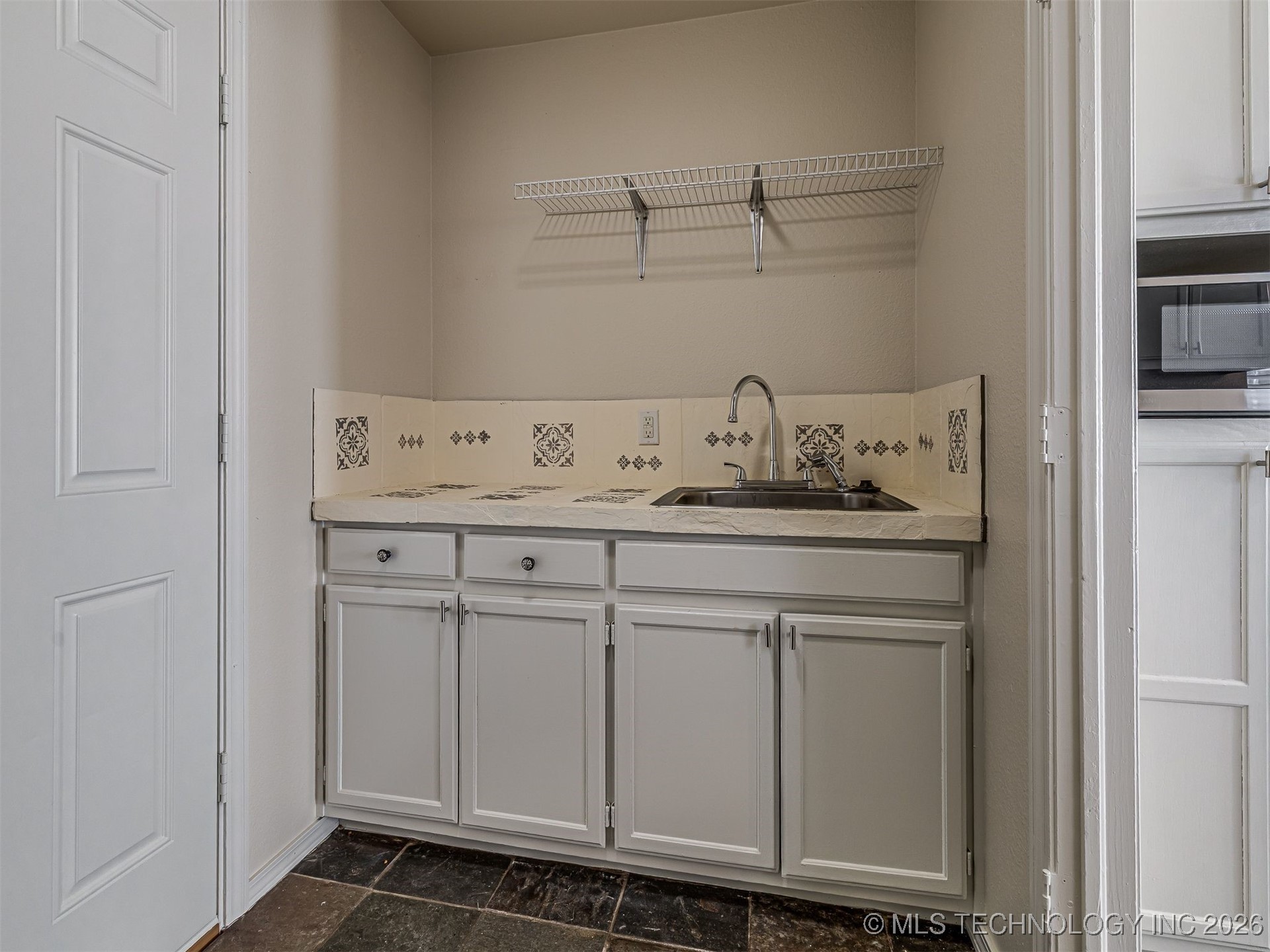 1817 W Inglewood Street Property Photo 14