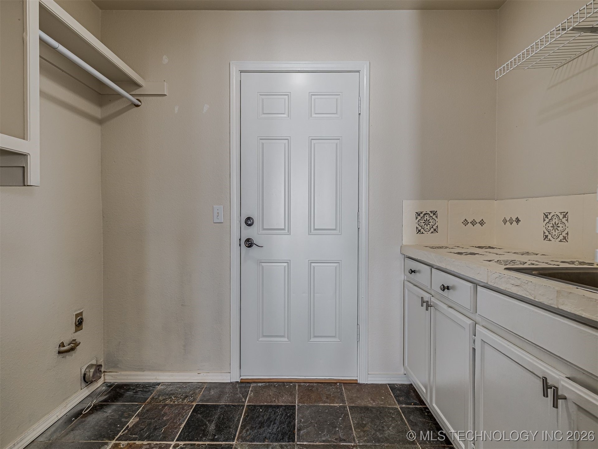 1817 W Inglewood Street Property Photo 15