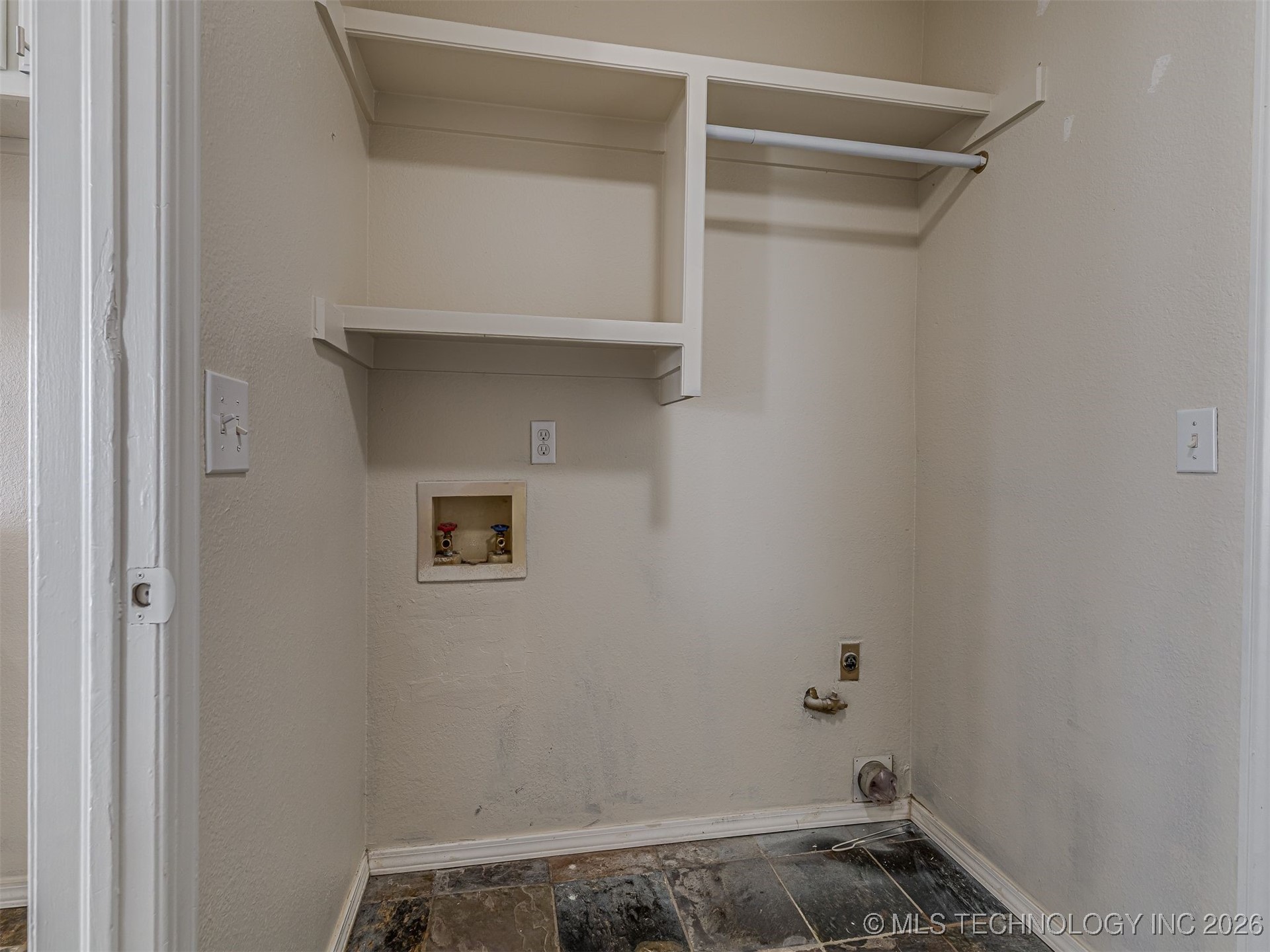 1817 W Inglewood Street Property Photo 16