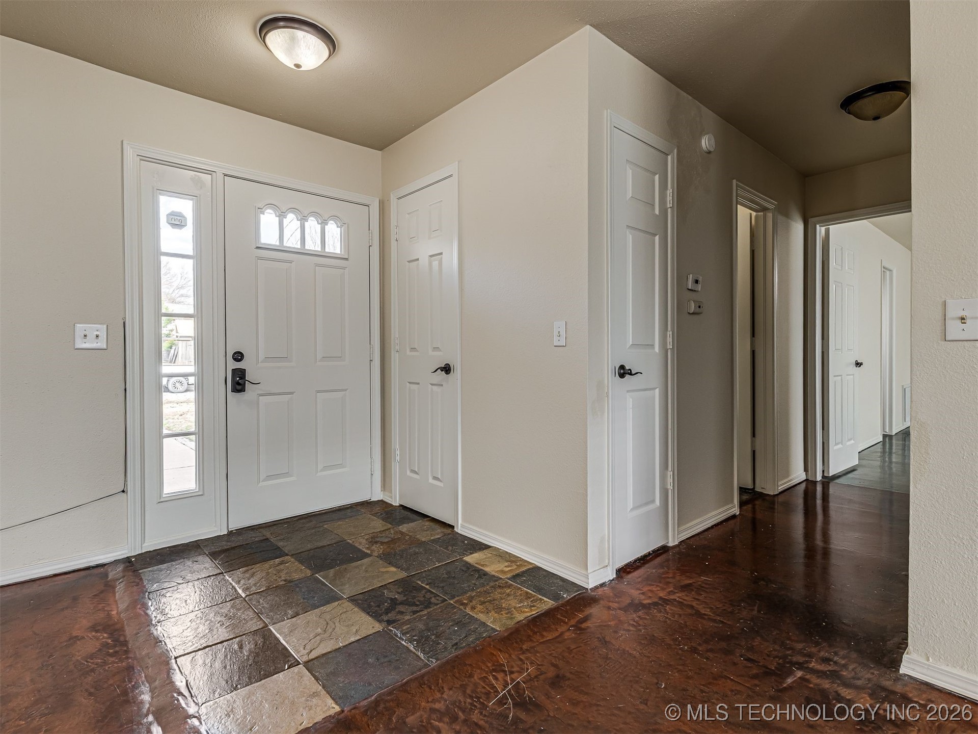 1817 W Inglewood Street Property Photo 17