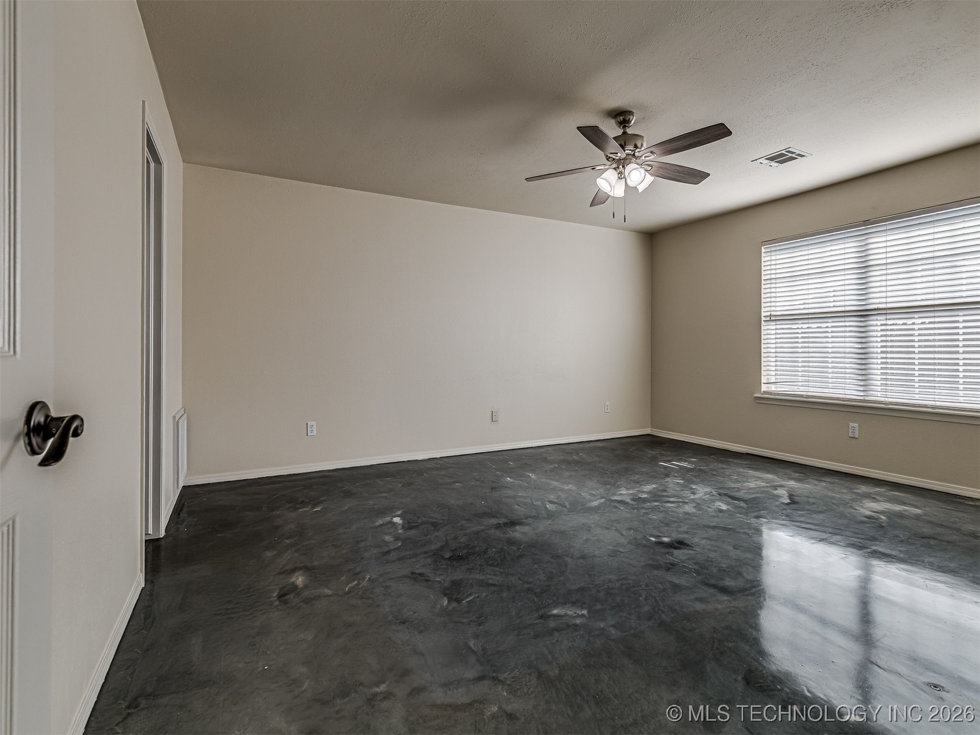 1817 W Inglewood Street Property Photo 19