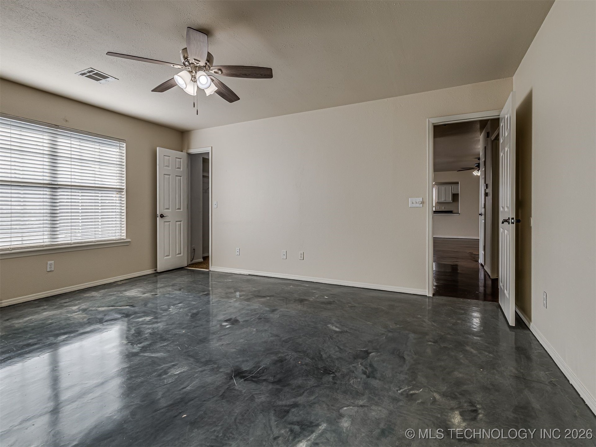 1817 W Inglewood Street Property Photo 20