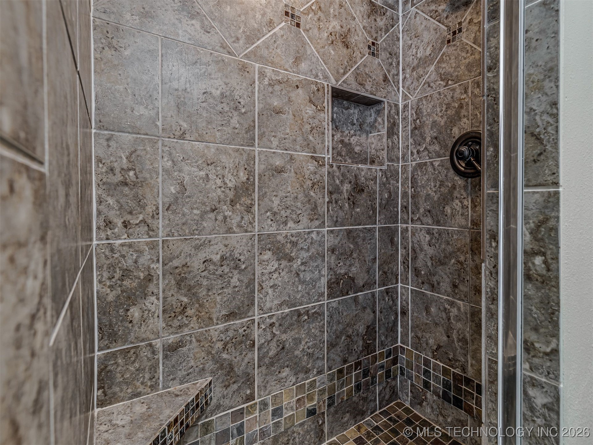 1817 W Inglewood Street Property Photo 25