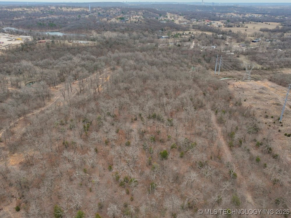 S 65th West Avenue Property Photo 20